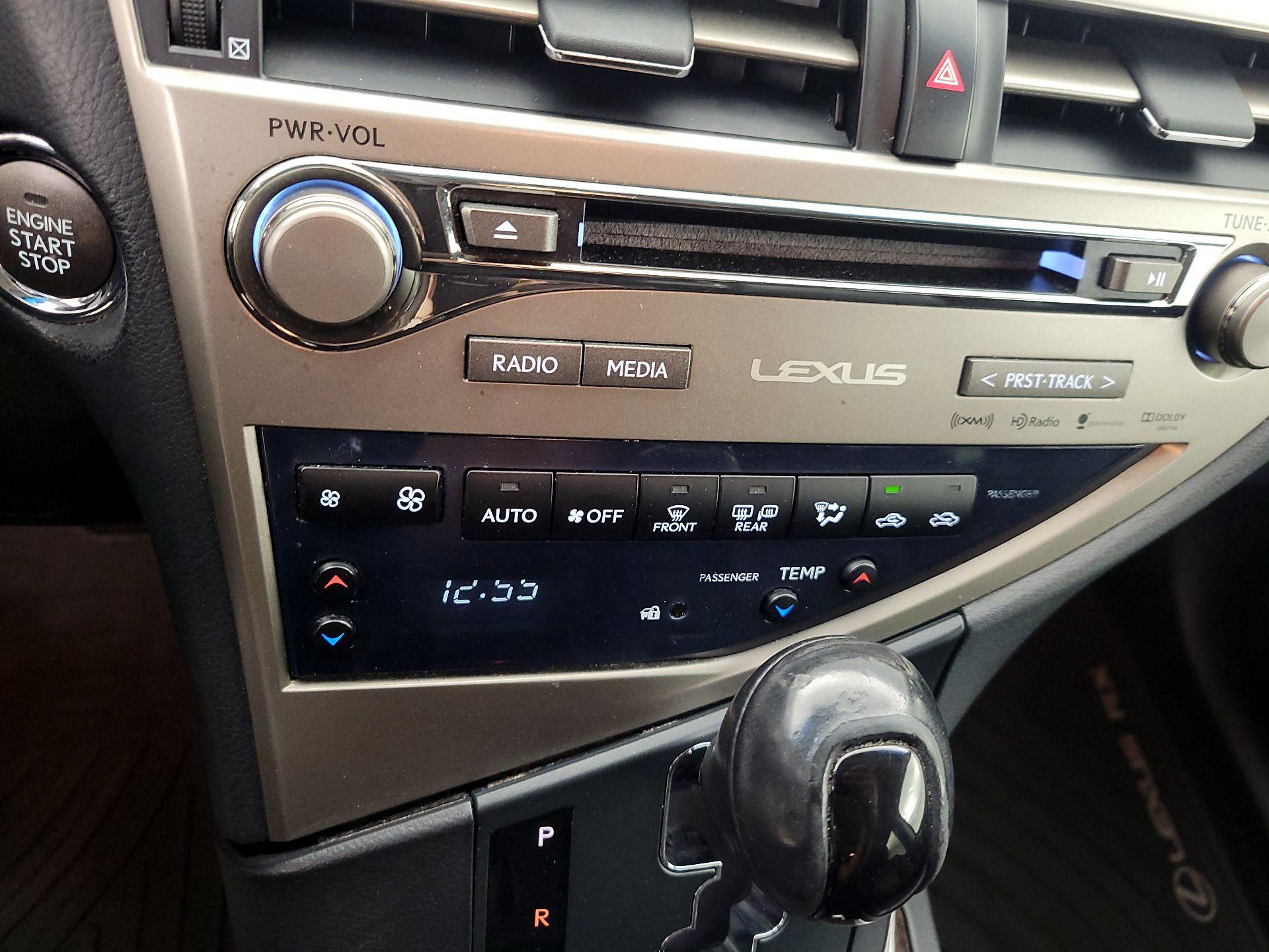 Thumbnail: 2015 Lexus RX - 17