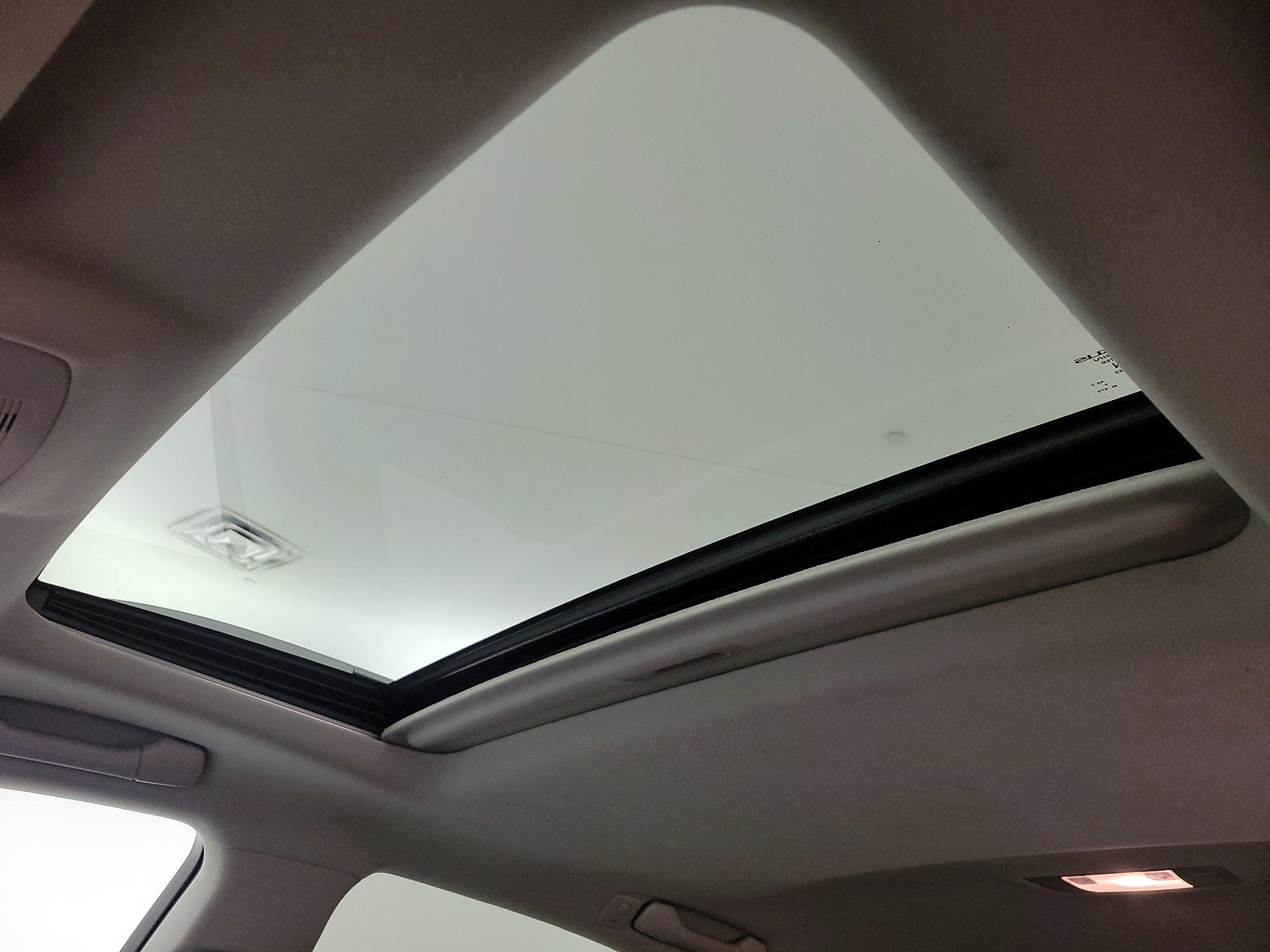 Thumbnail: 2015 Lexus RX - 20