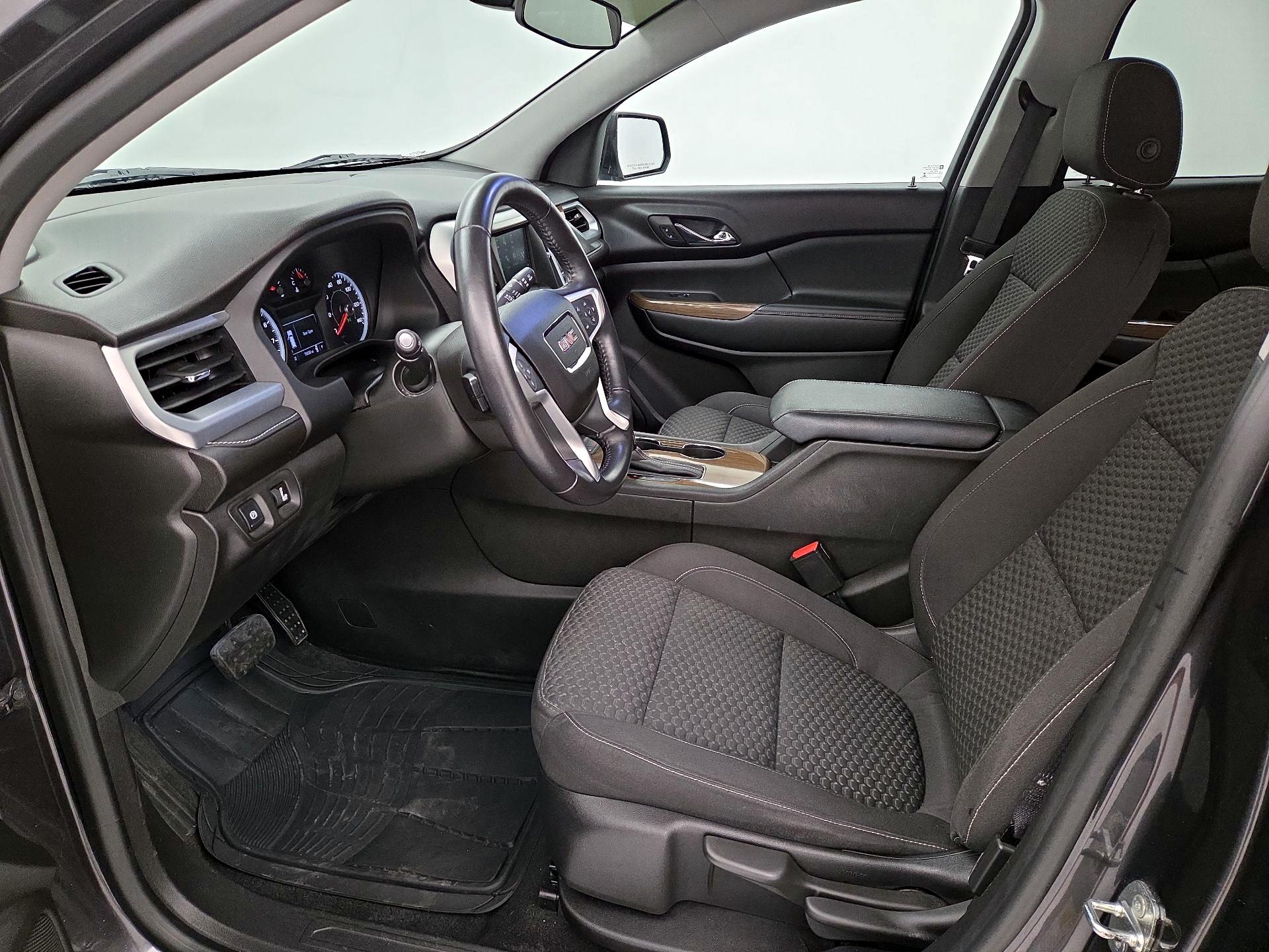 Thumbnail: 2017 GMC Acadia - 11