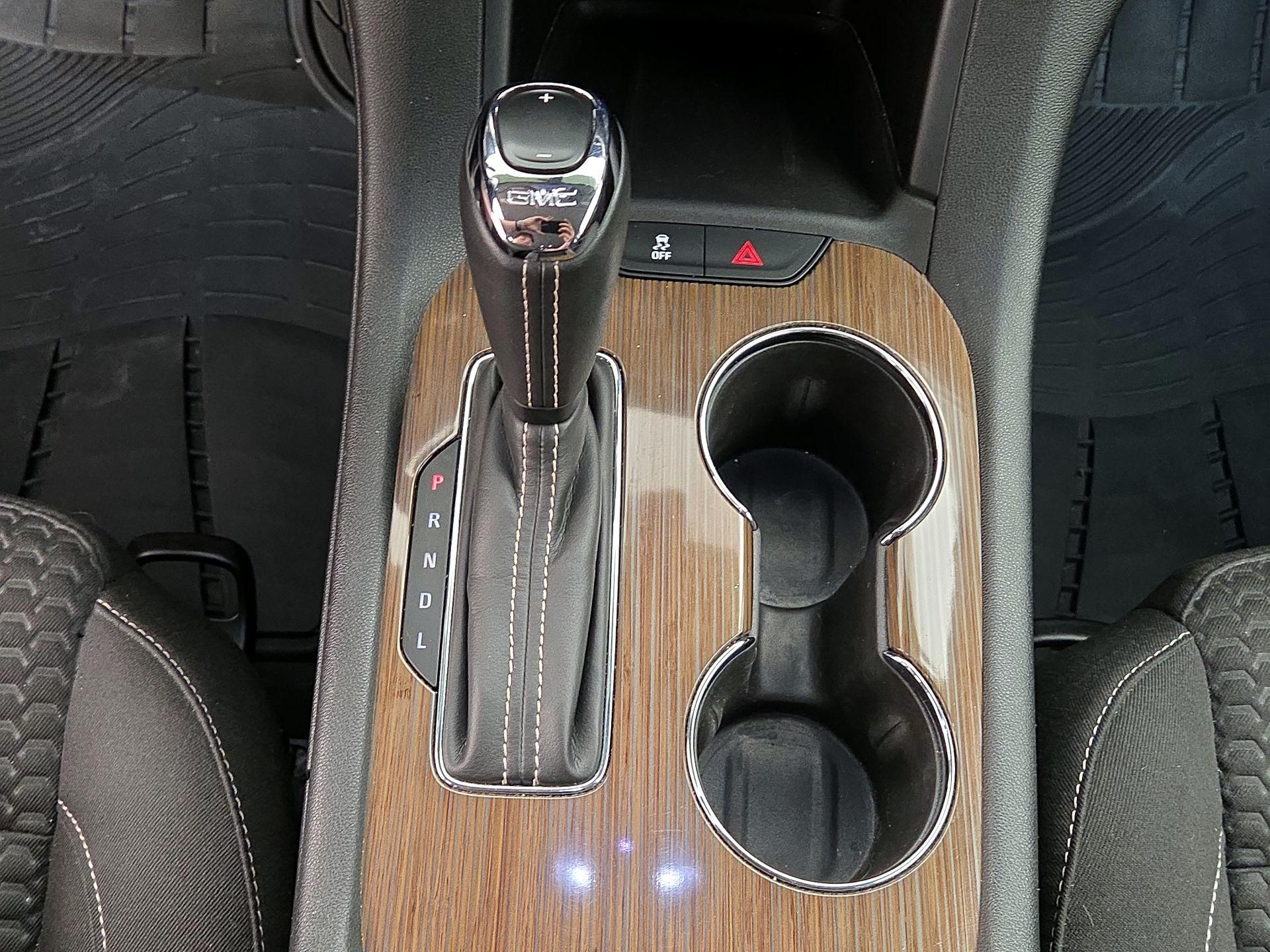 Thumbnail: 2017 GMC Acadia - 17