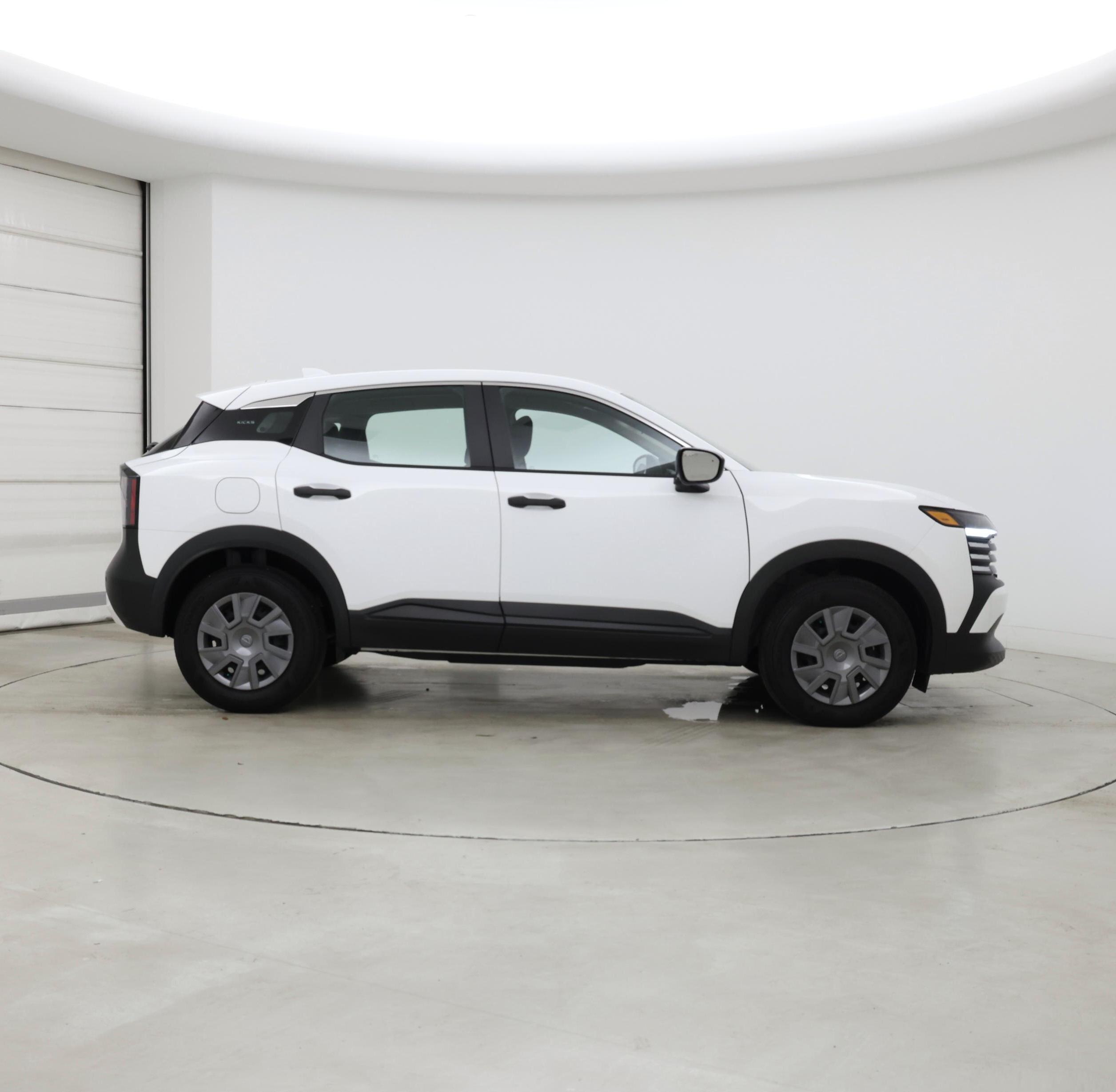 Thumbnail: 2025 Nissan Kicks - 7