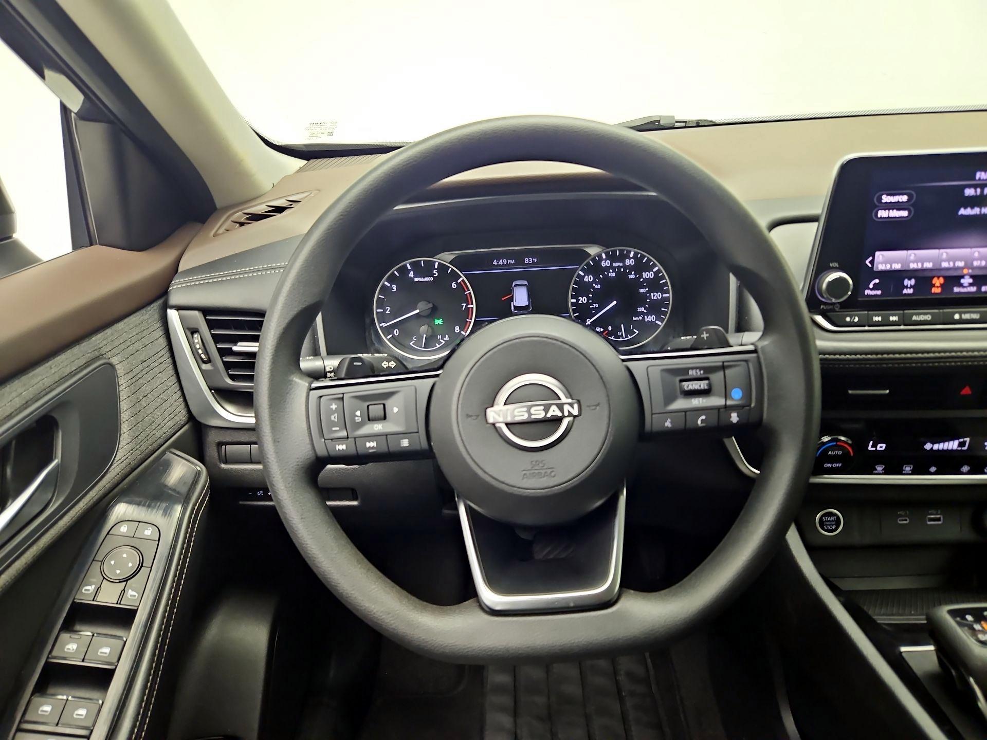 Thumbnail: 2023 Nissan Rogue - 10