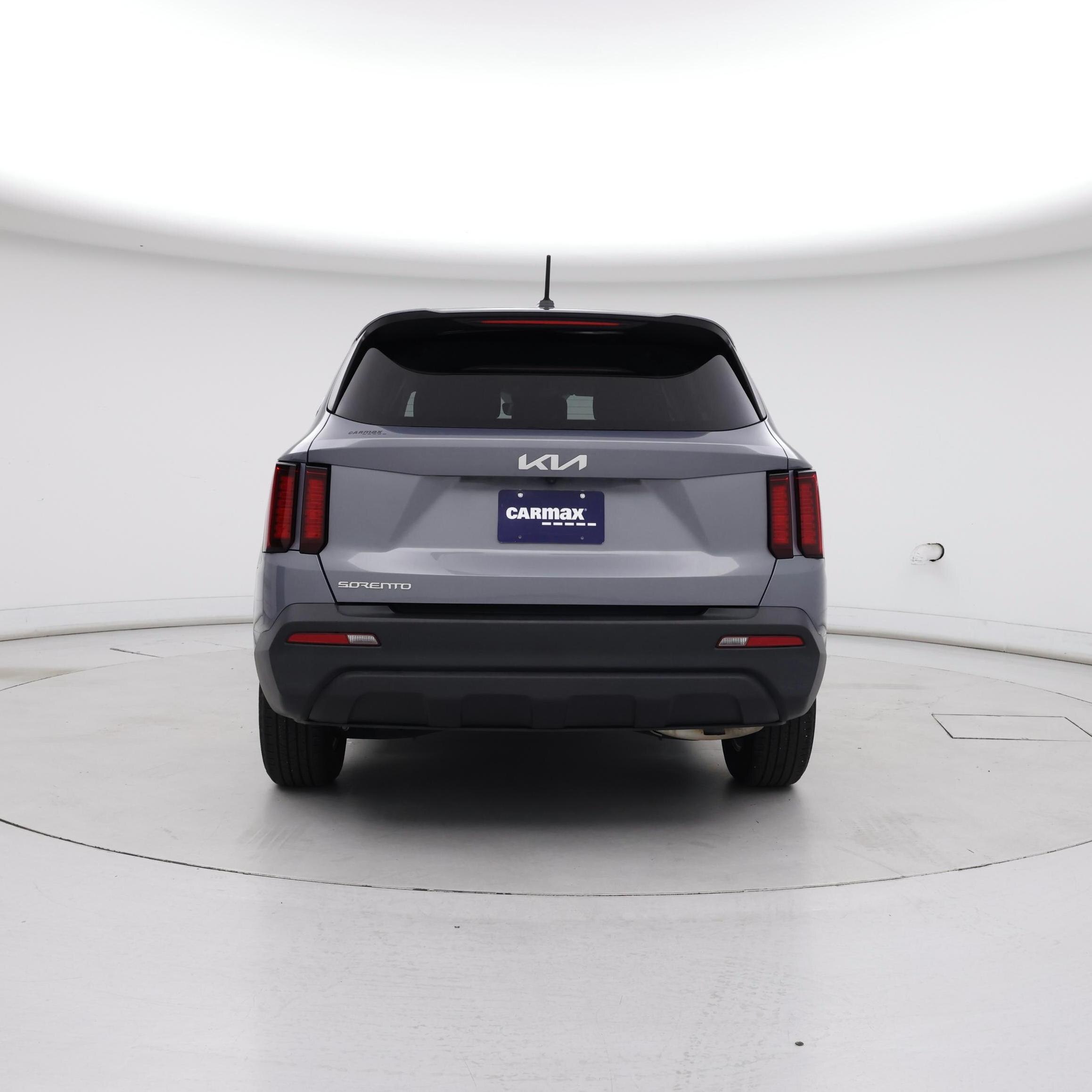 Thumbnail: 2023 Kia Sorento - 6
