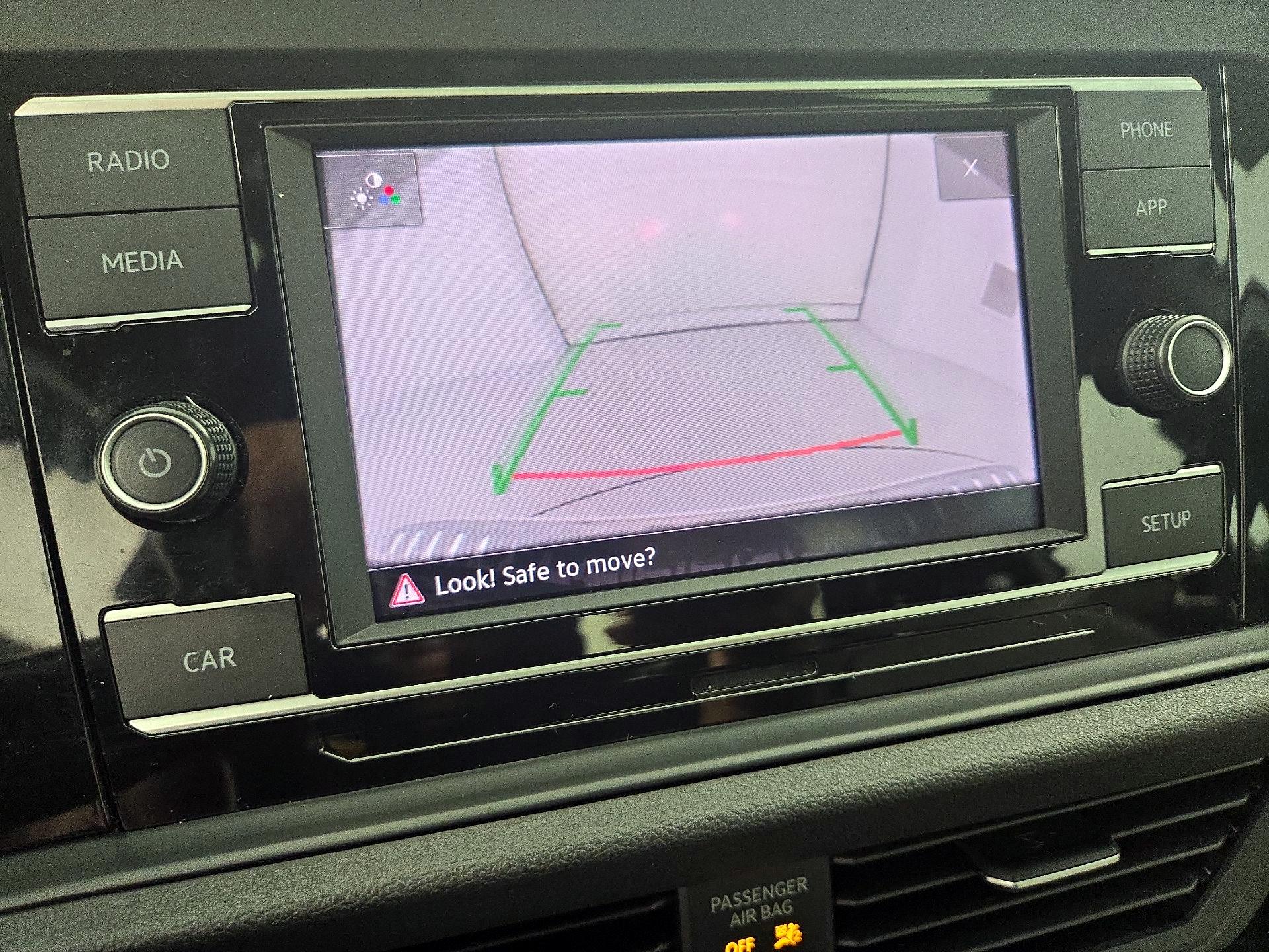 Thumbnail: 2019 Volkswagen Jetta - 14