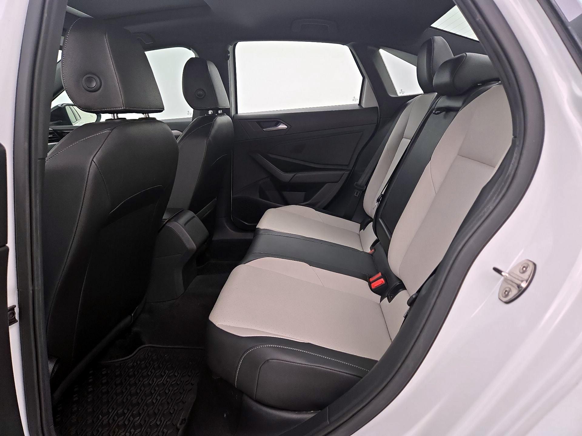 Thumbnail: 2019 Volkswagen Jetta - 20