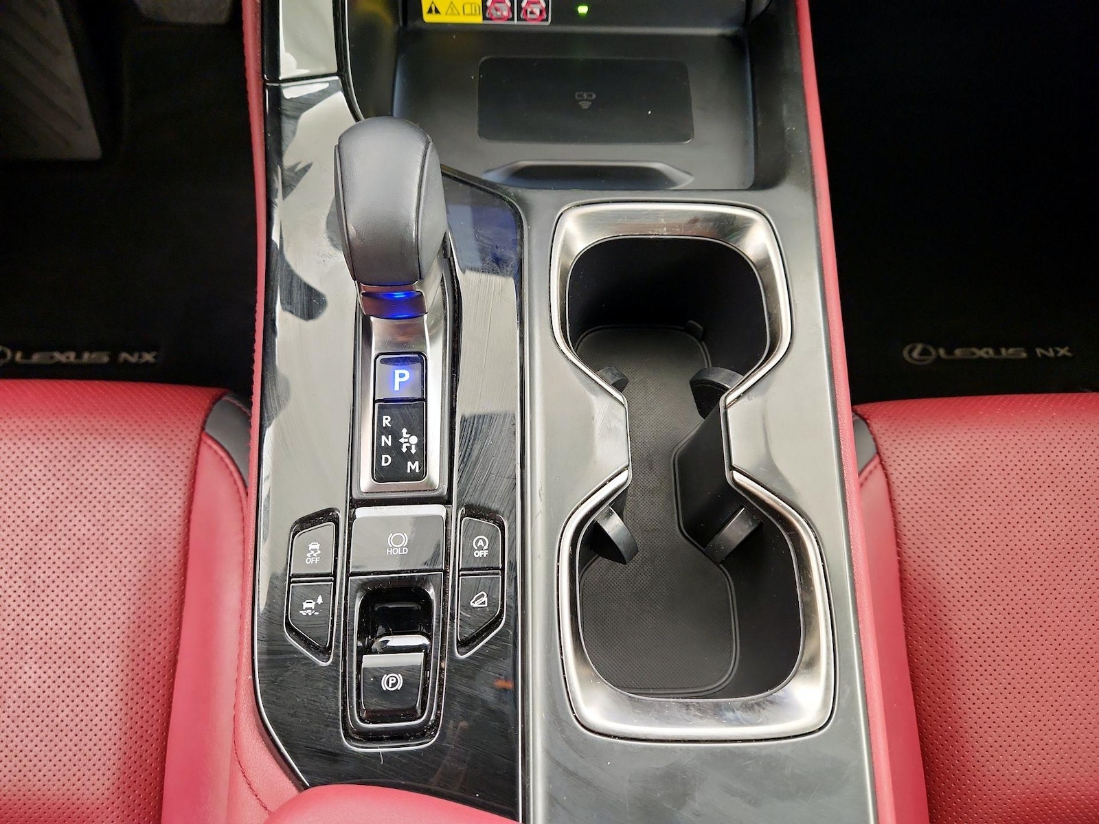 2024 Lexus NX 350 - Photo 18