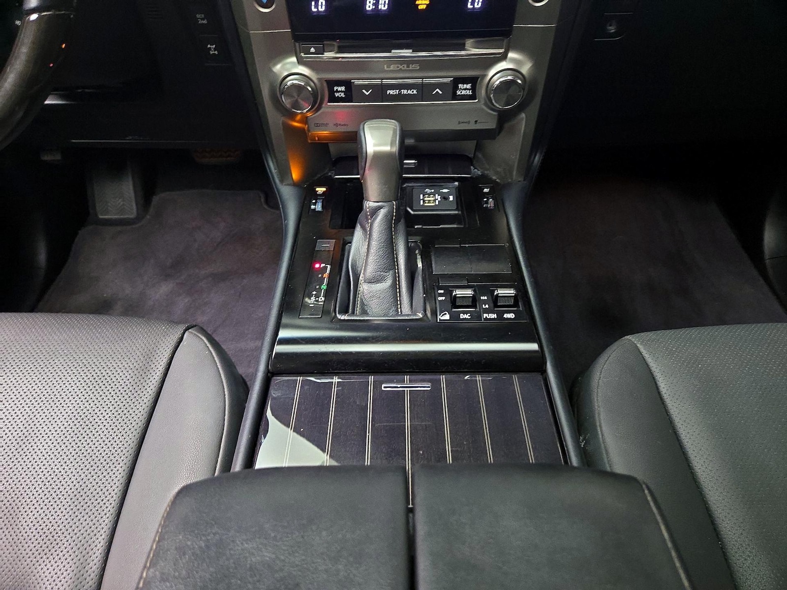 2020 Lexus GX PREMIUM - Photo 19