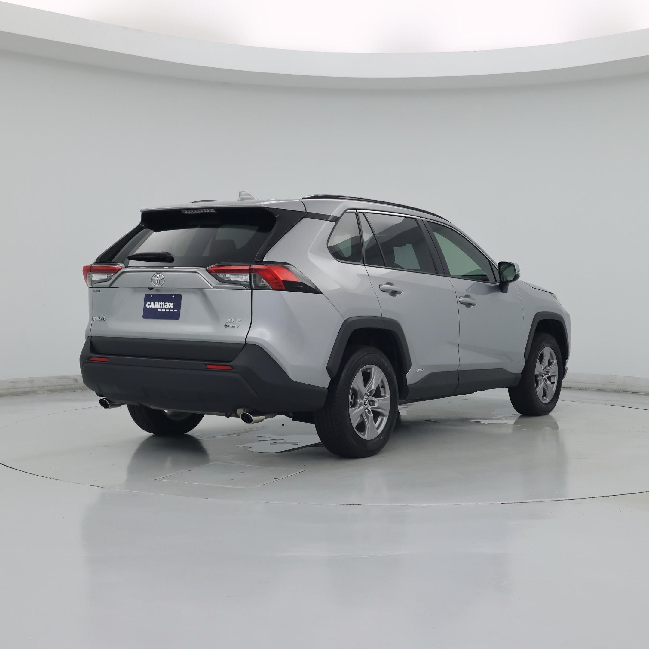 Thumbnail: 2025 Toyota RAV4 - 8