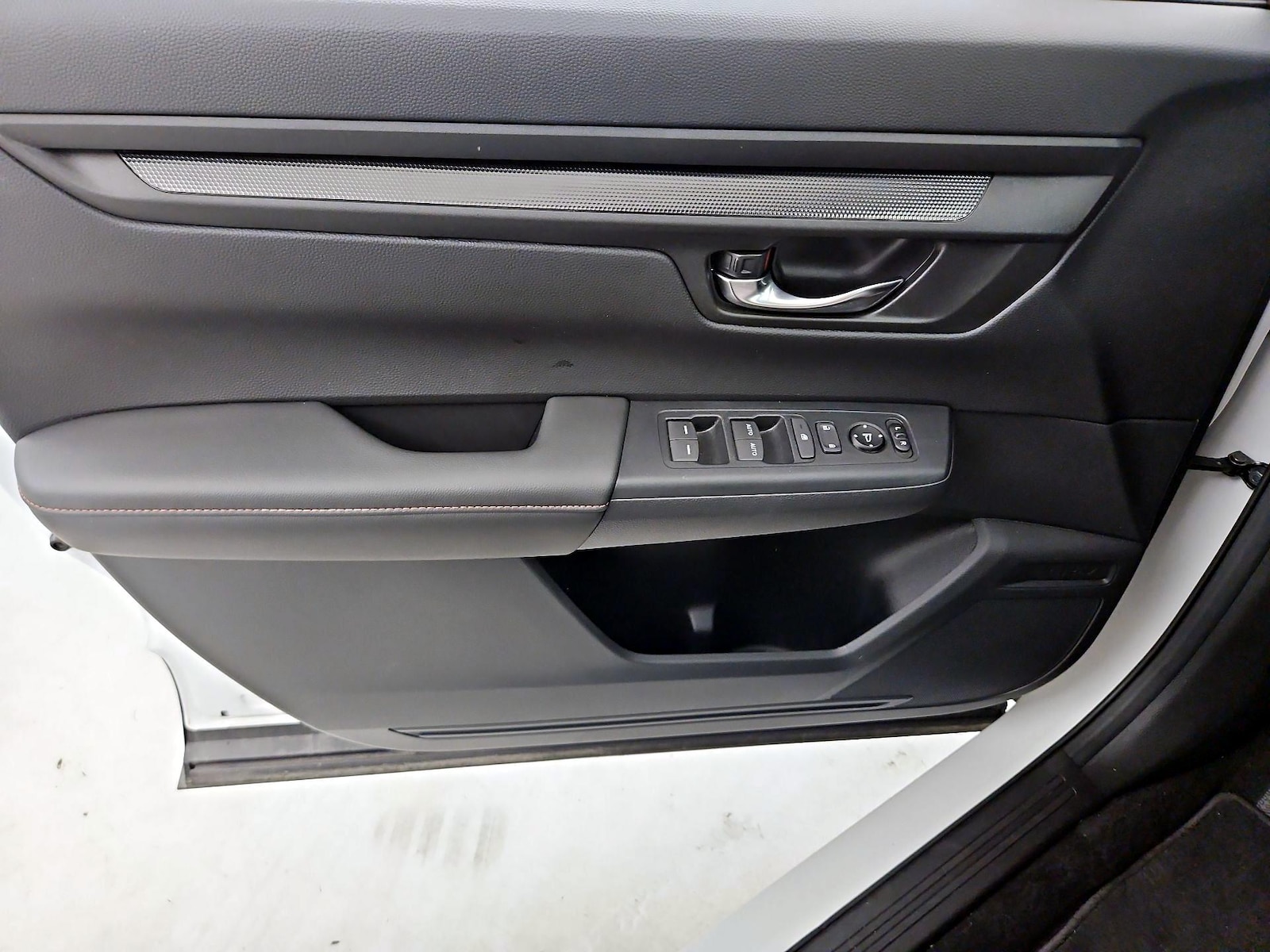 2025 Honda CR-V Sport - Photo 13