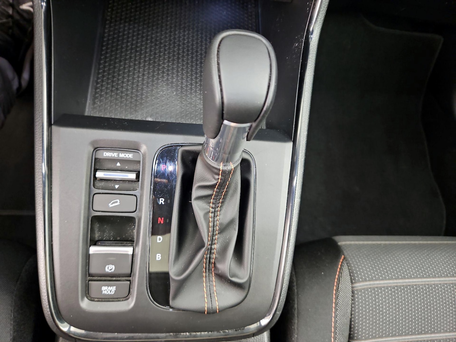2025 Honda CR-V Sport - Photo 18