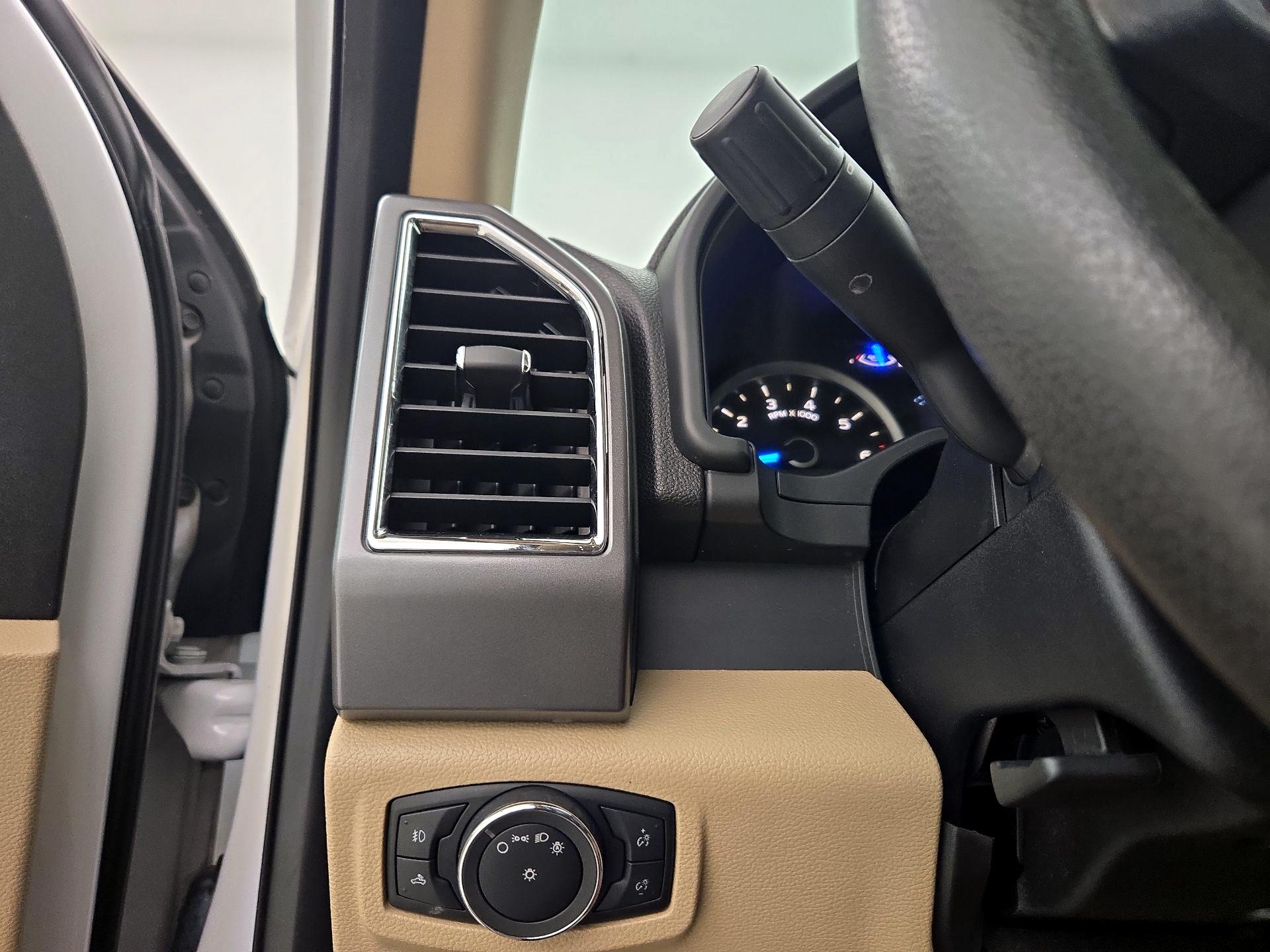 Thumbnail: 2015 Ford F-150 - 13