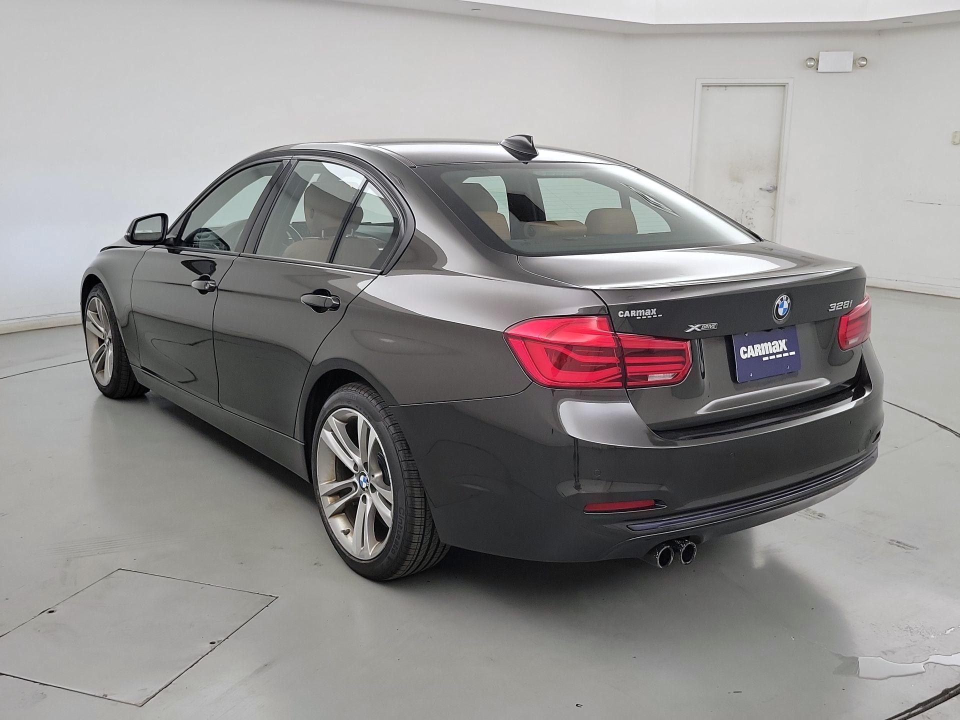 Thumbnail: 2016 BMW 3 Series - 7