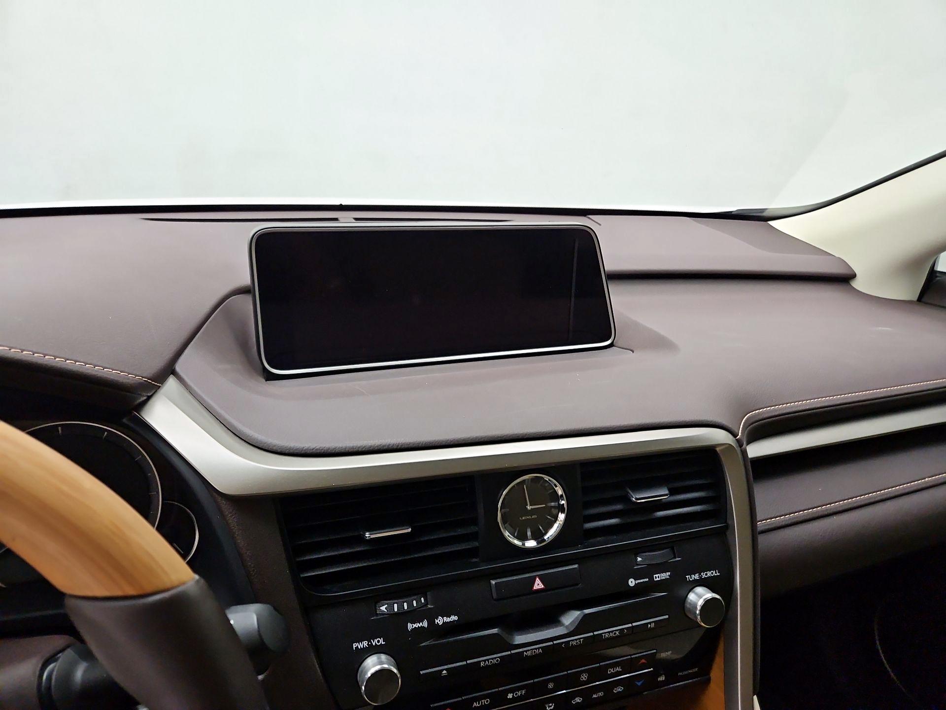 Thumbnail: 2019 Lexus RX - 16