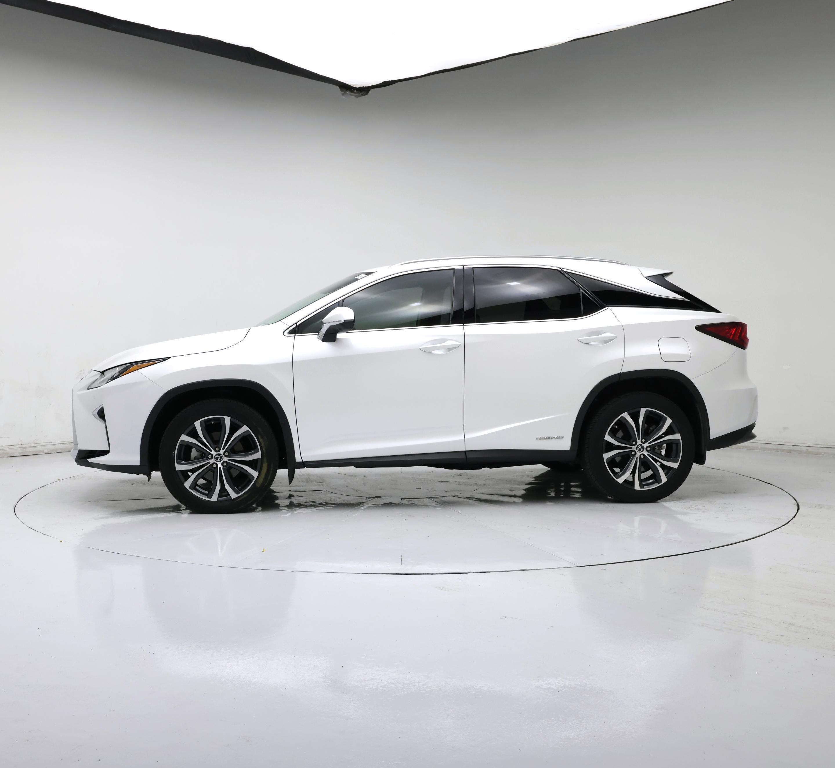 Thumbnail: 2019 Lexus RX - 3