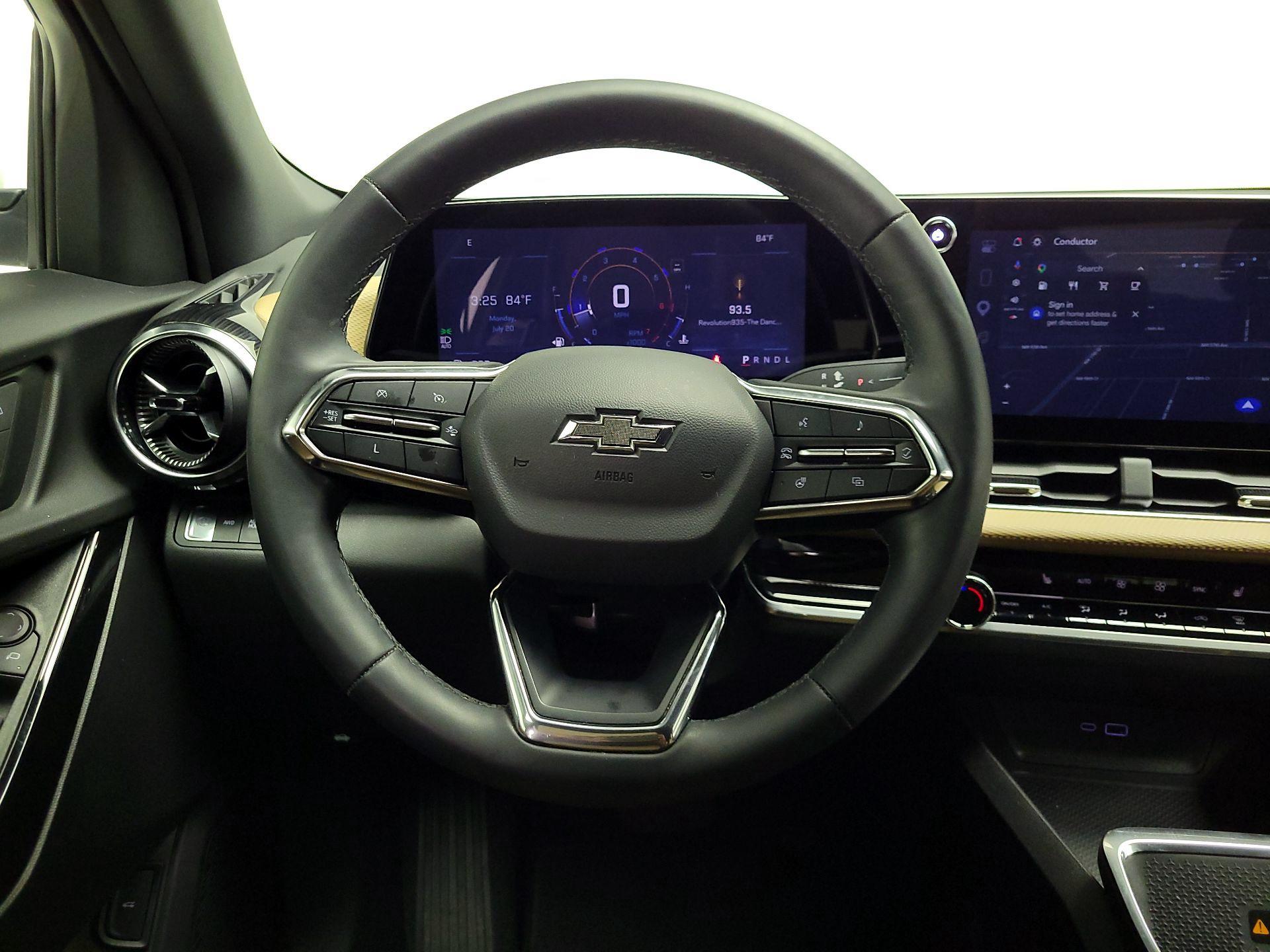 Thumbnail: 2025 Chevrolet Equinox - 10