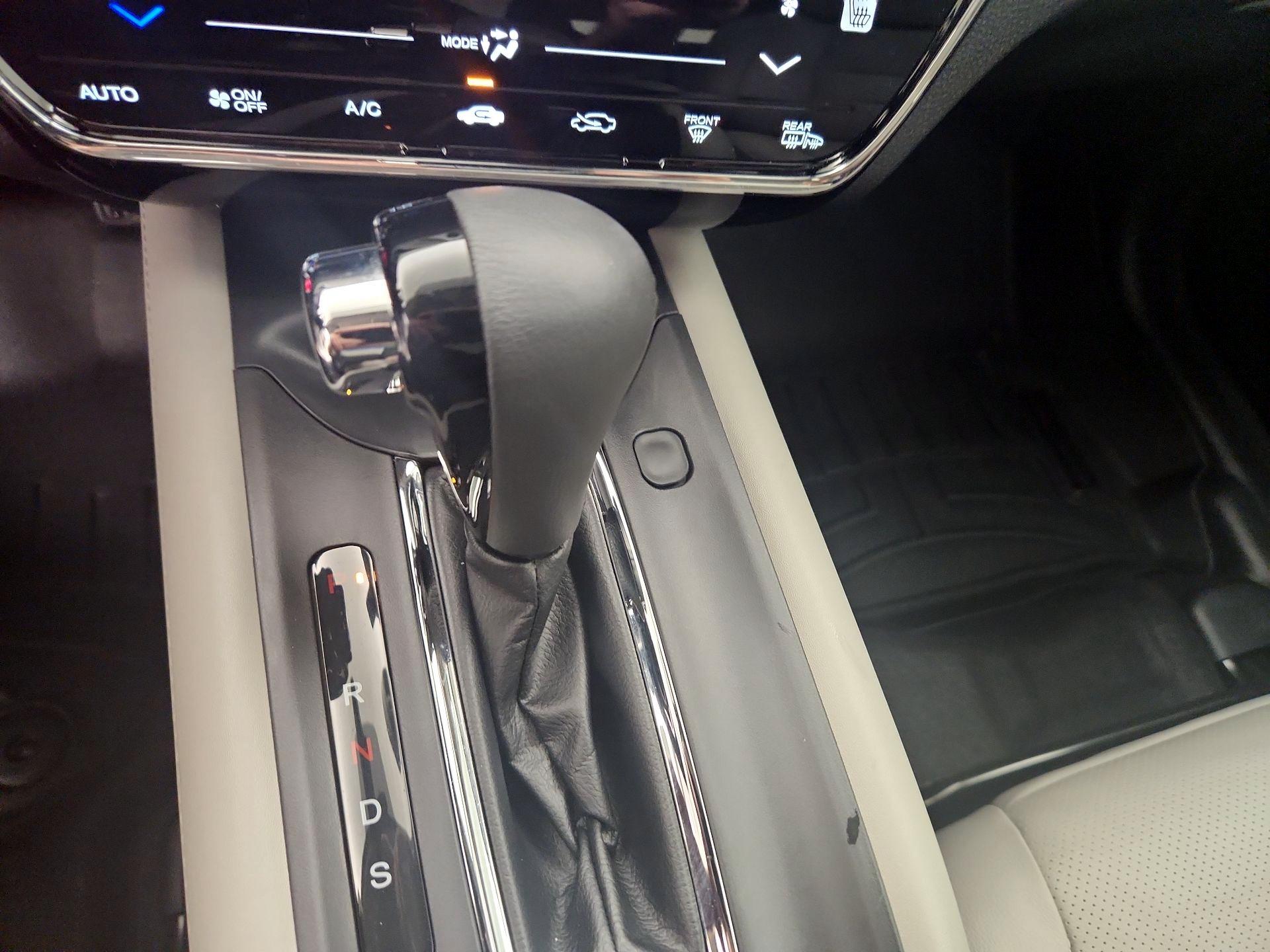 Thumbnail: 2019 Honda HR-V - 17