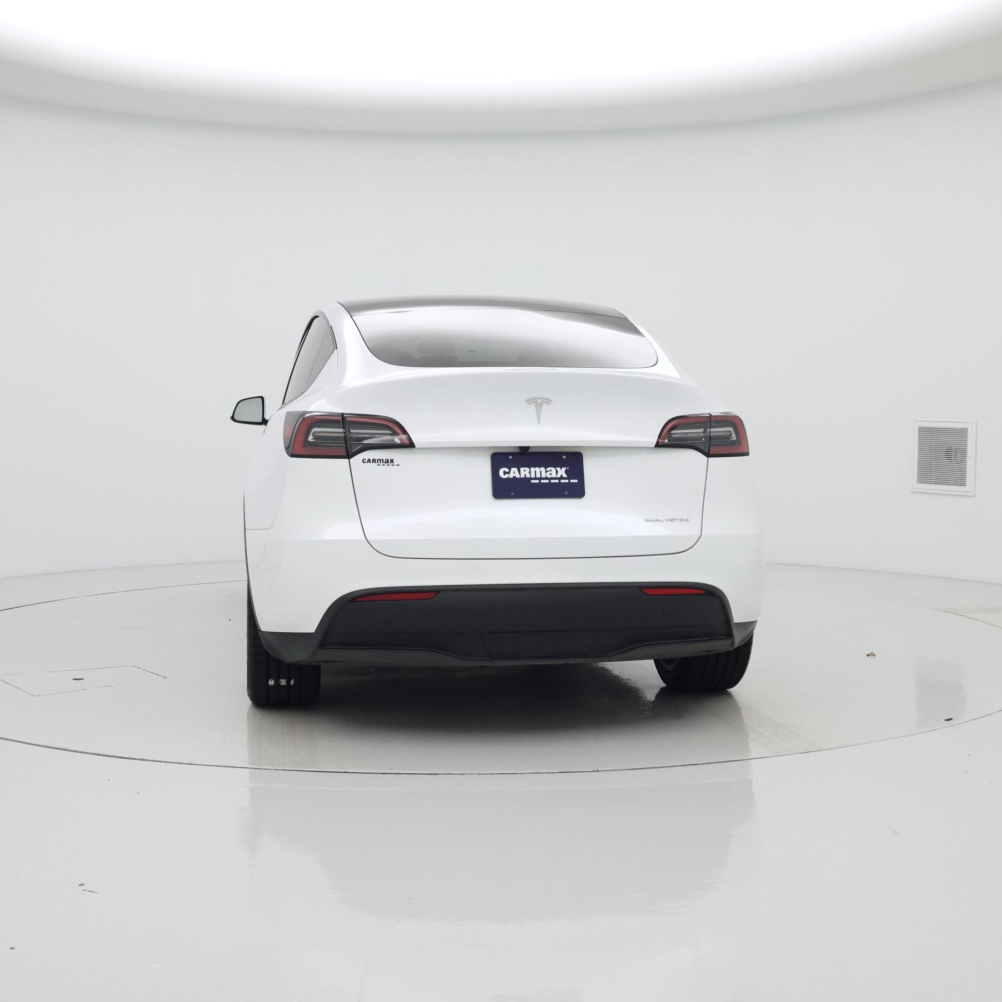 Thumbnail: 2023 Tesla Model Y - 6