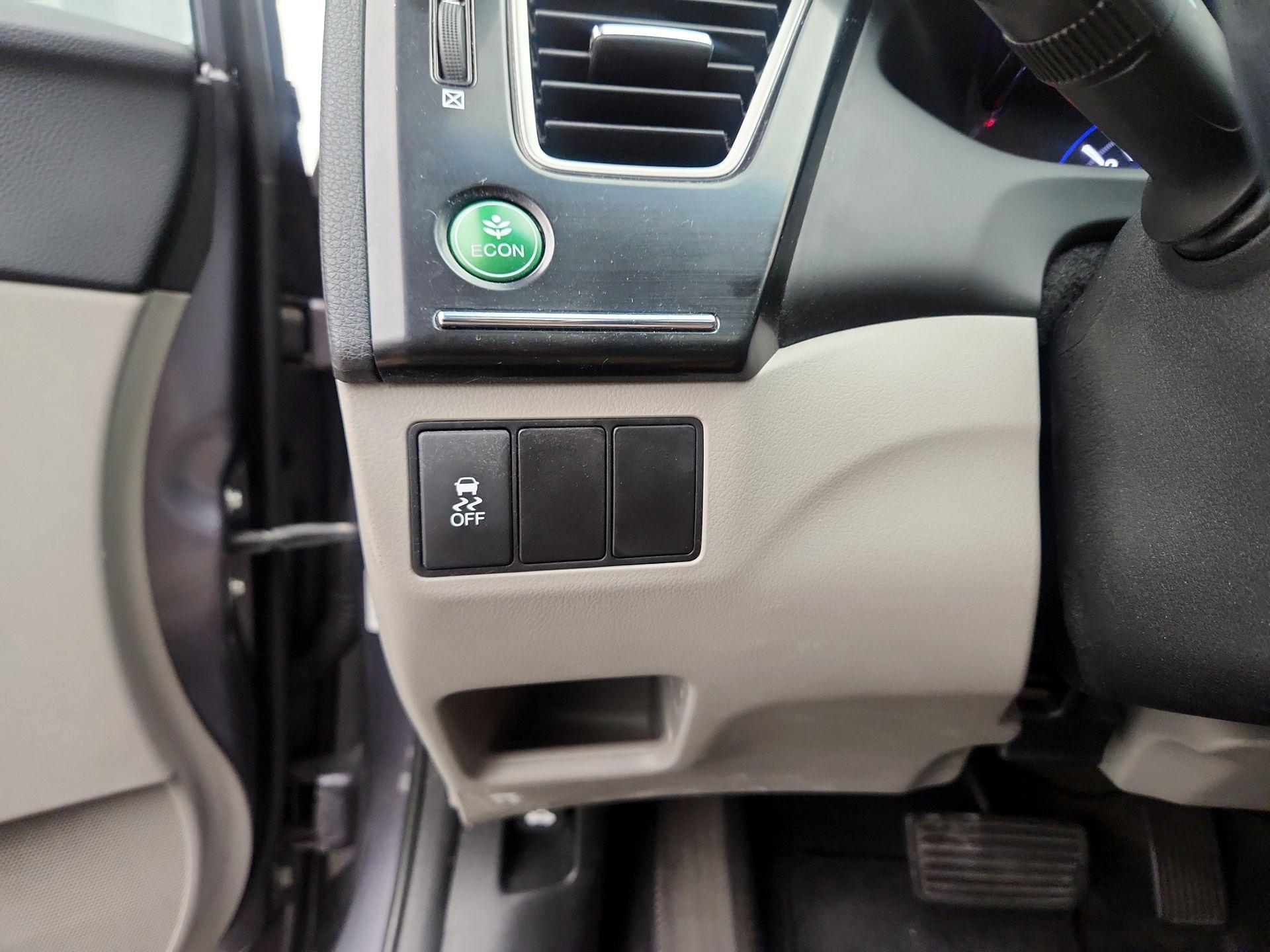 Thumbnail: 2014 Honda Civic - 13