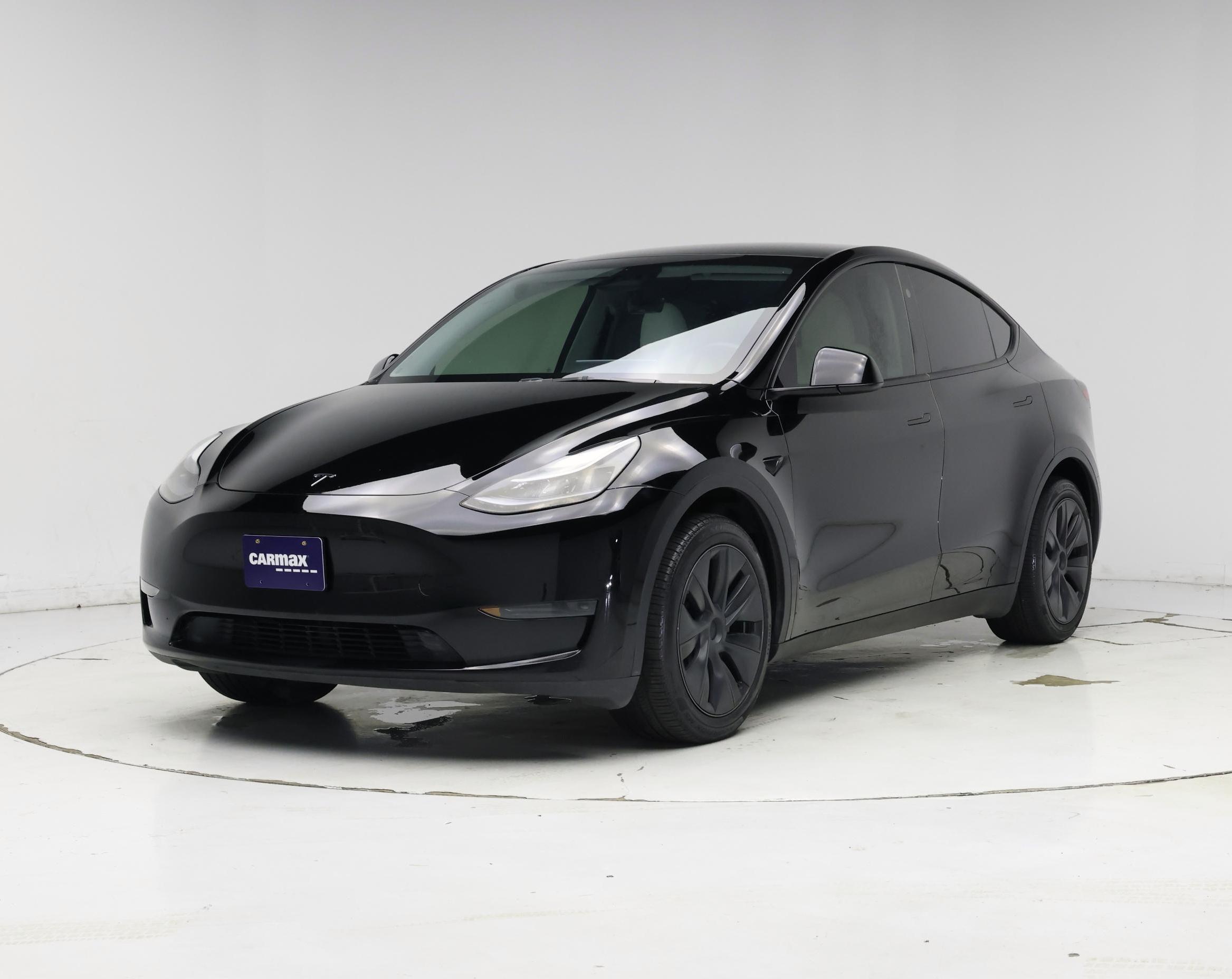 Thumbnail: 2024 Tesla Model Y - 4