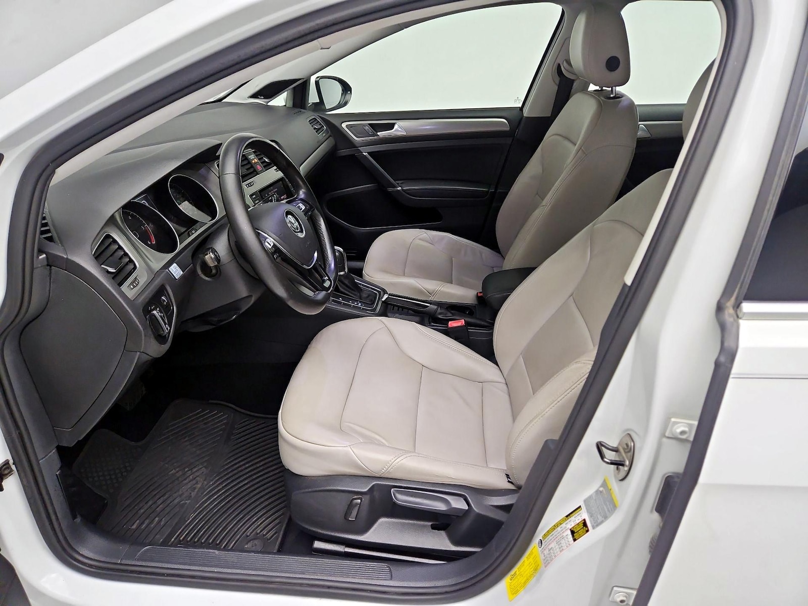 2015 Volkswagen Golf SportWagen TDI S - Photo 12