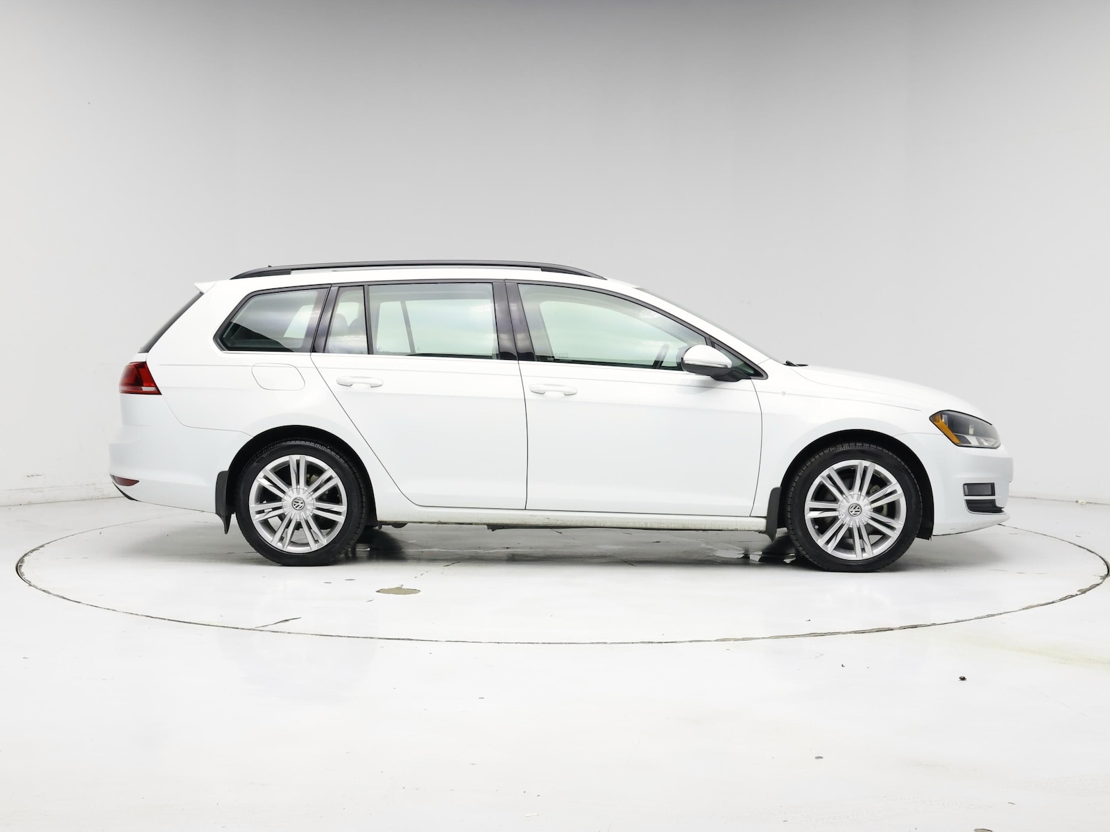 2015 Volkswagen Golf SportWagen TDI S - Photo 8