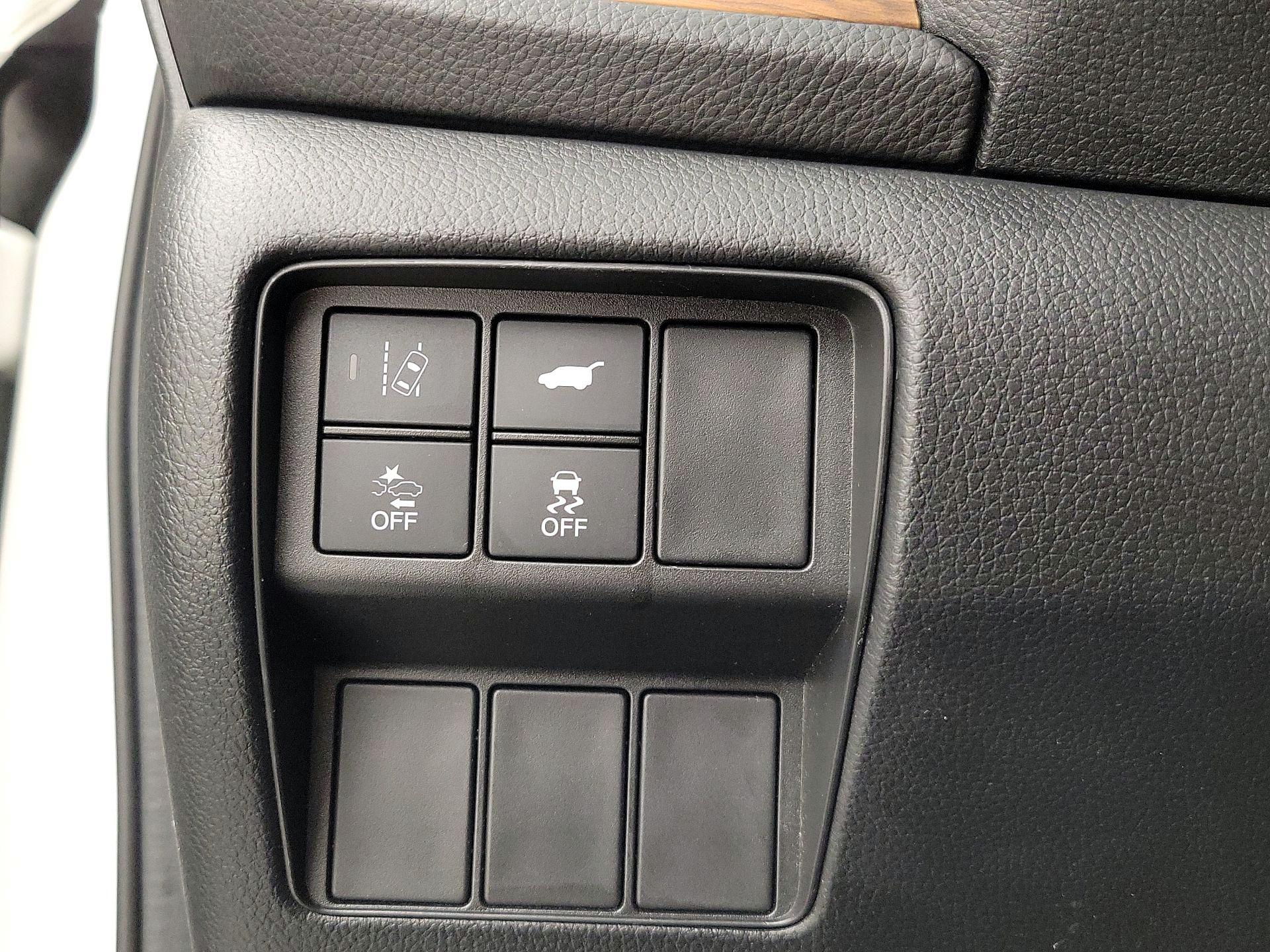 Thumbnail: 2018 Honda CR-V - 13