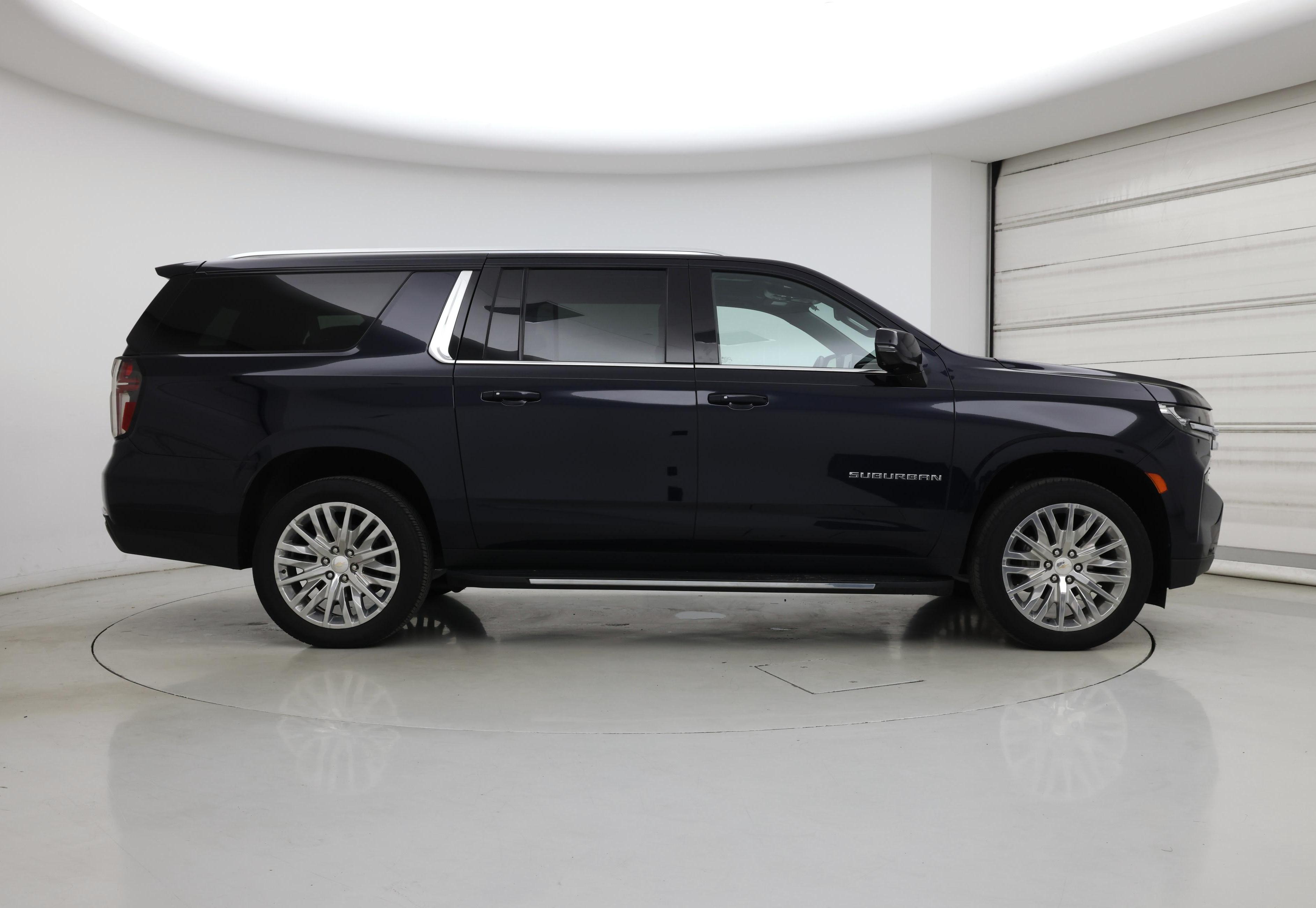 Thumbnail: 2023 Chevrolet Suburban - 7