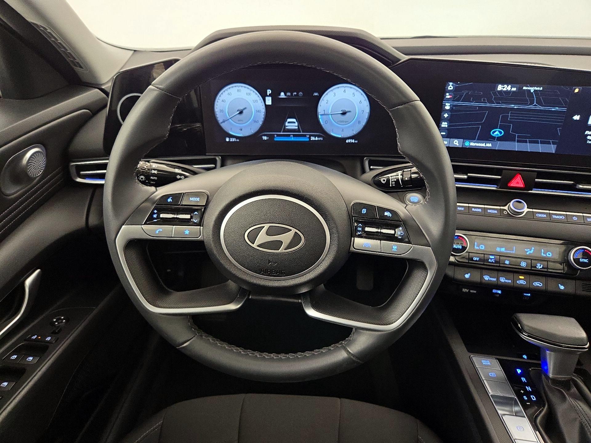 Thumbnail: 2024 Hyundai Elantra - 10