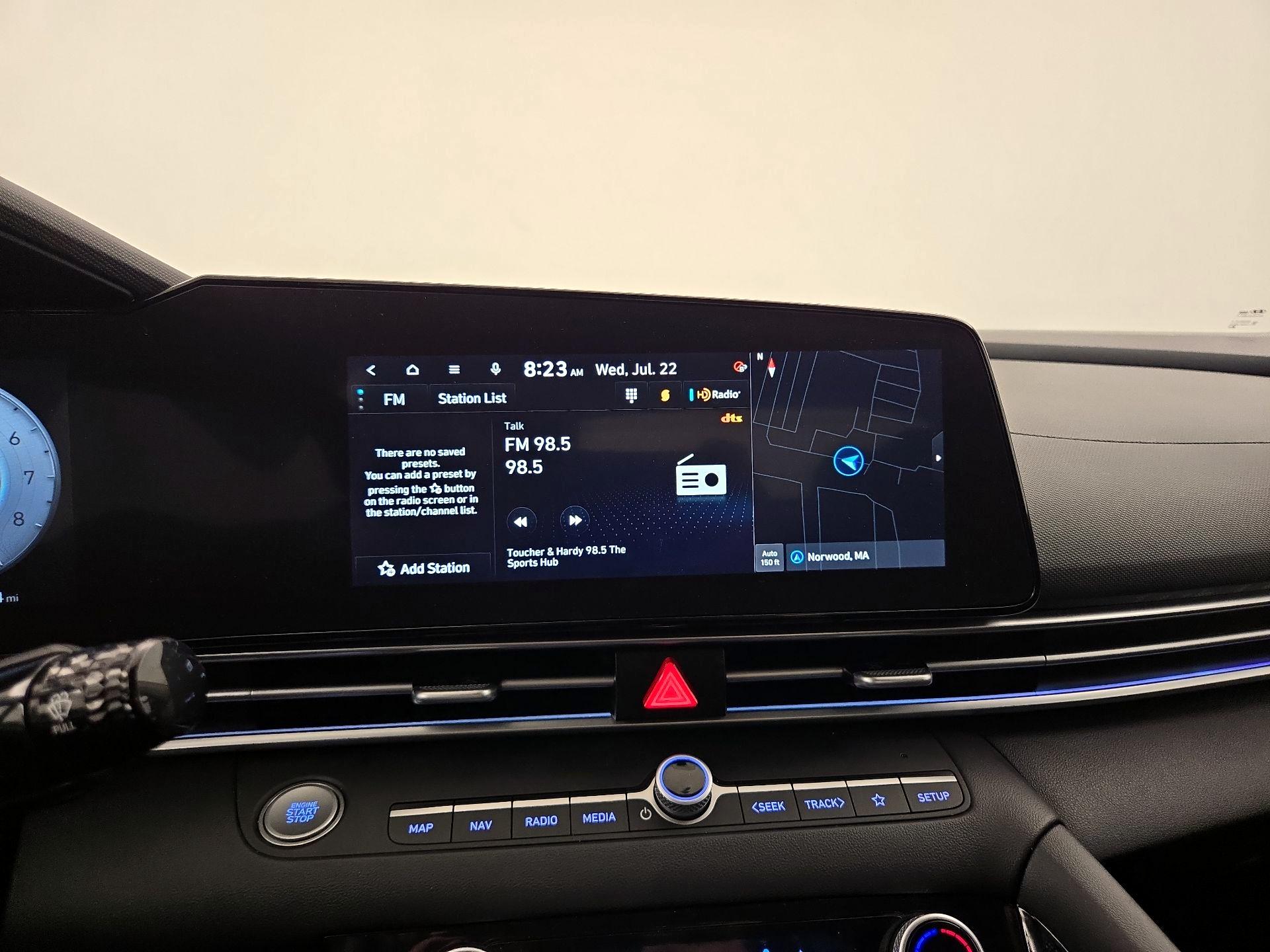 Thumbnail: 2024 Hyundai Elantra - 16