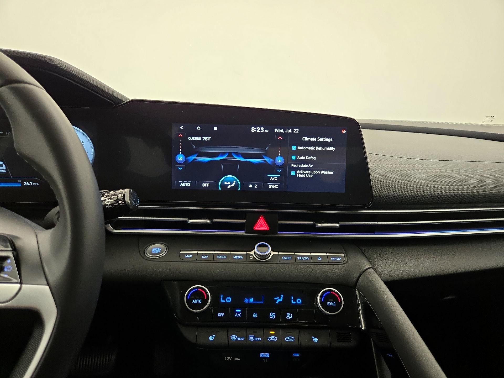 Thumbnail: 2024 Hyundai Elantra - 17