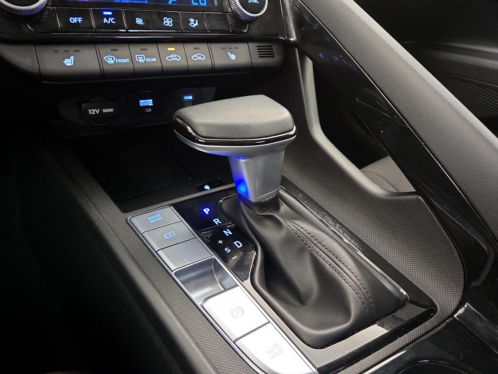 Thumbnail: 2024 Hyundai Elantra - 18