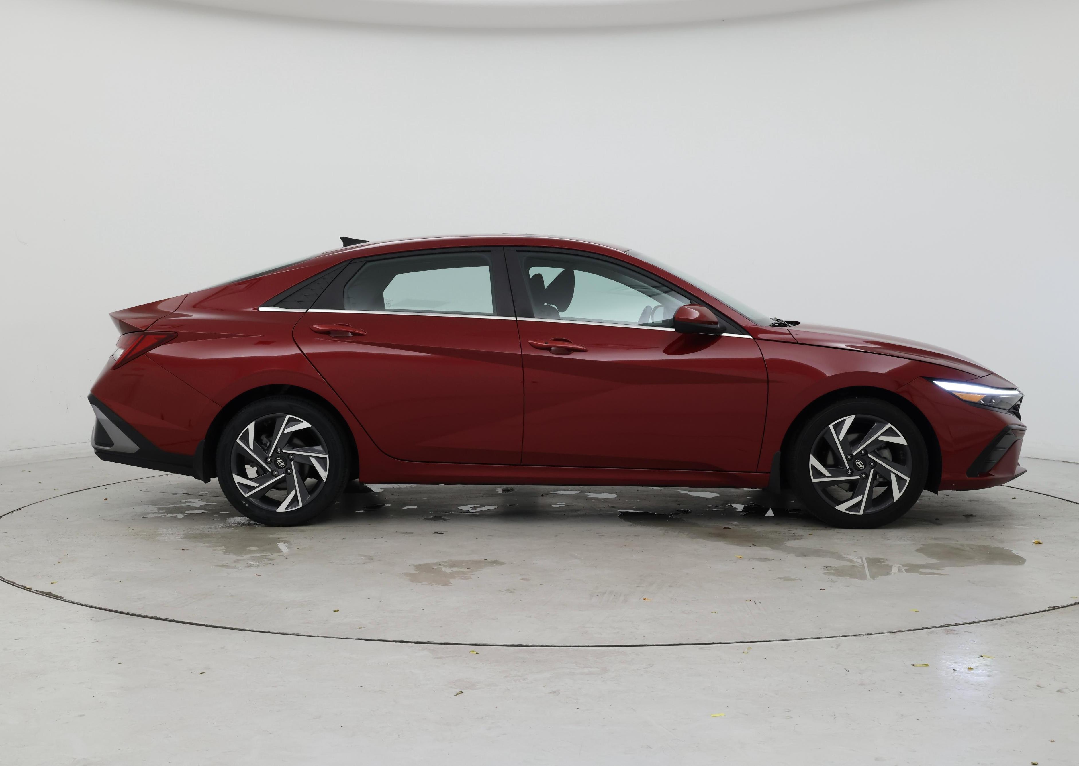 Thumbnail: 2024 Hyundai Elantra - 7