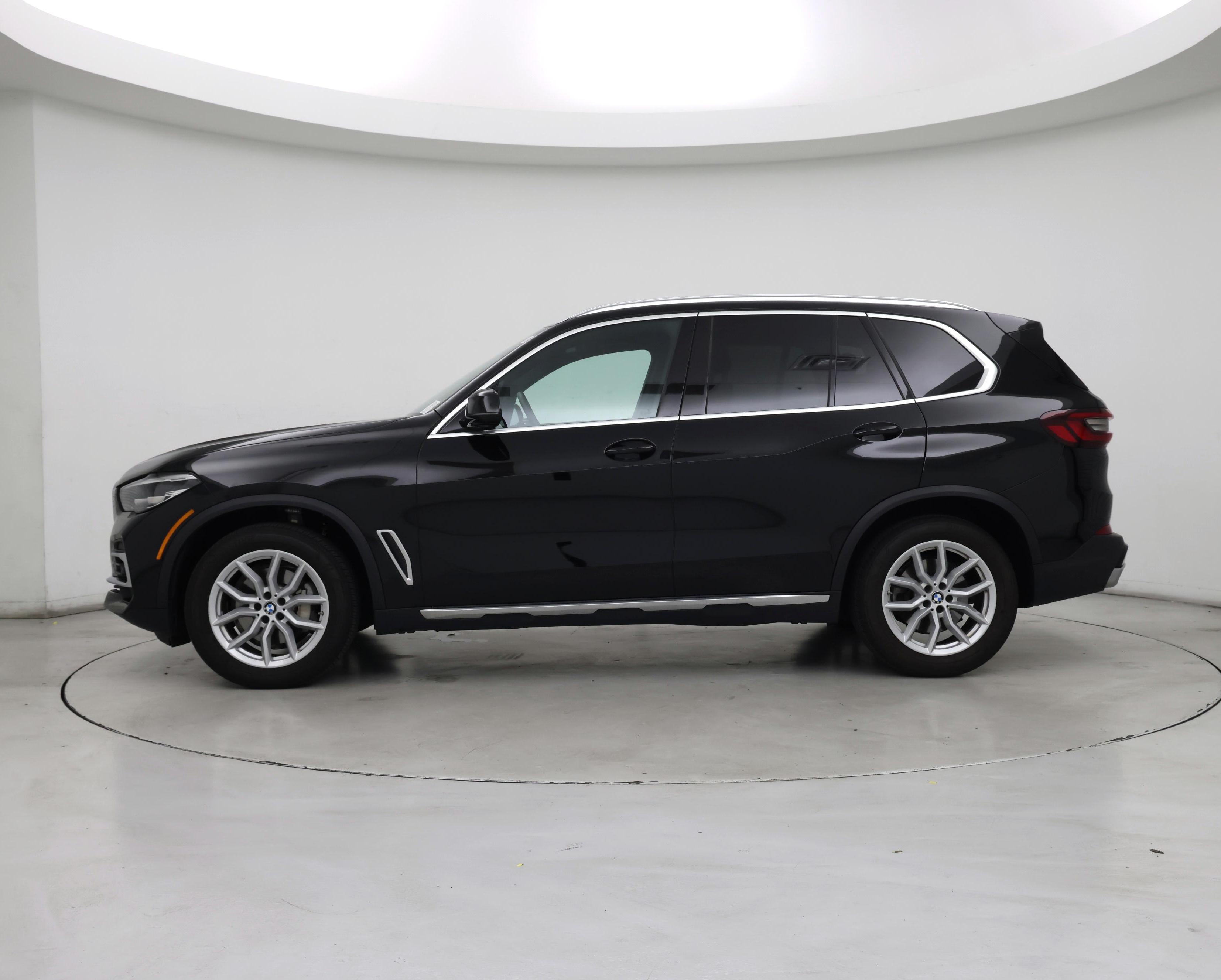 Thumbnail: 2022 BMW X5 - 3