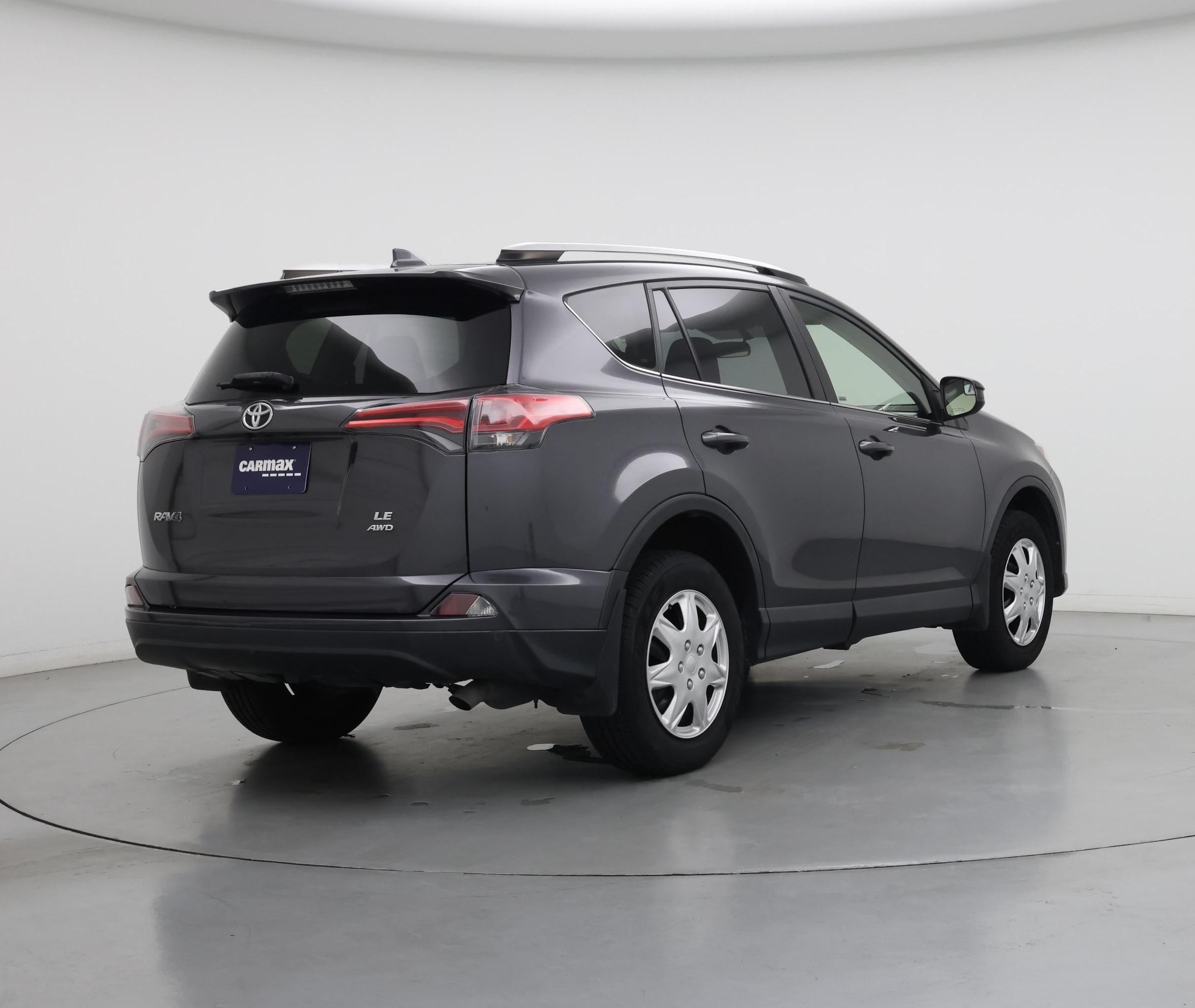 Thumbnail: 2016 Toyota RAV4 - 8