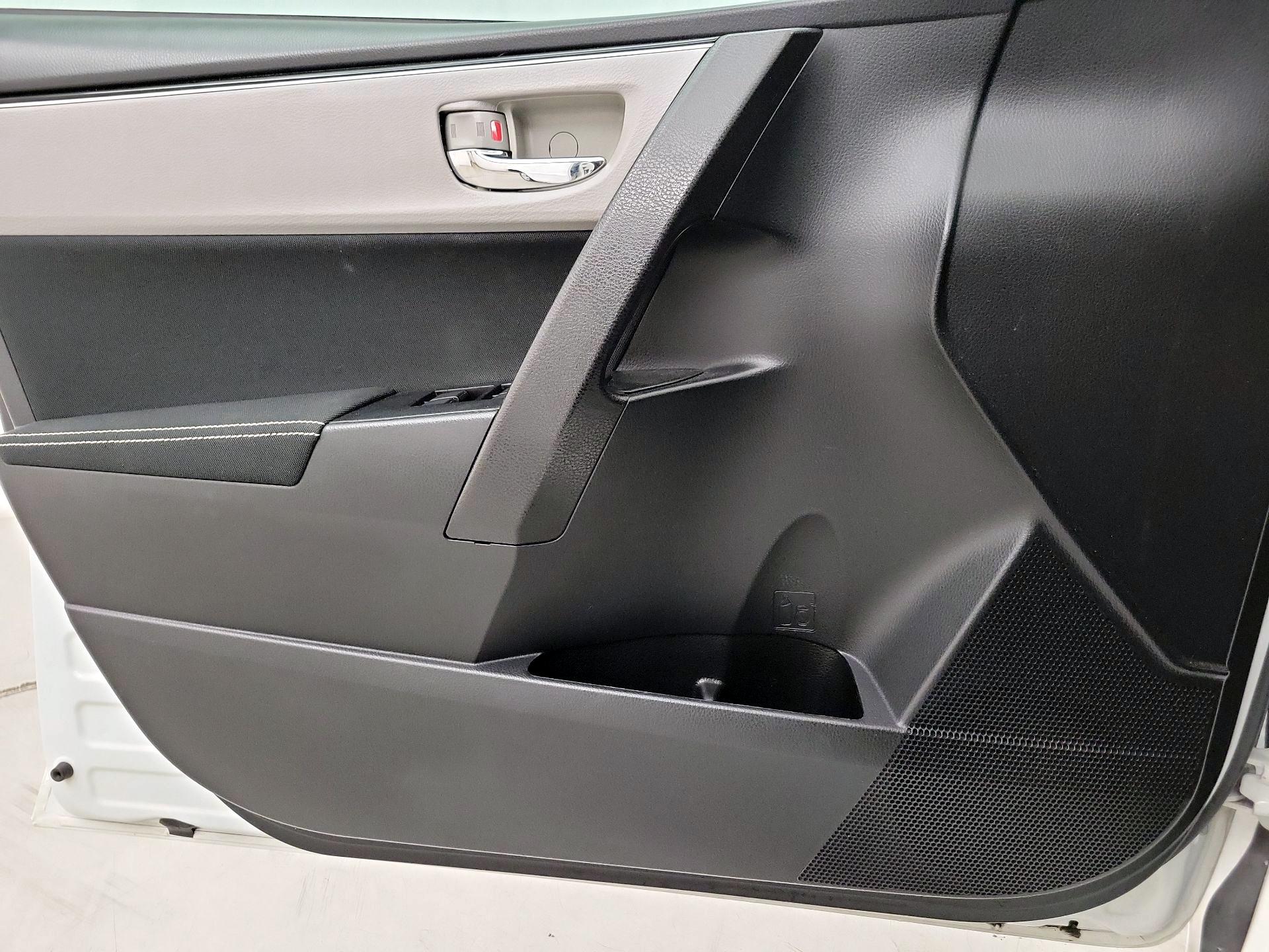 Thumbnail: 2019 Toyota Corolla - 12