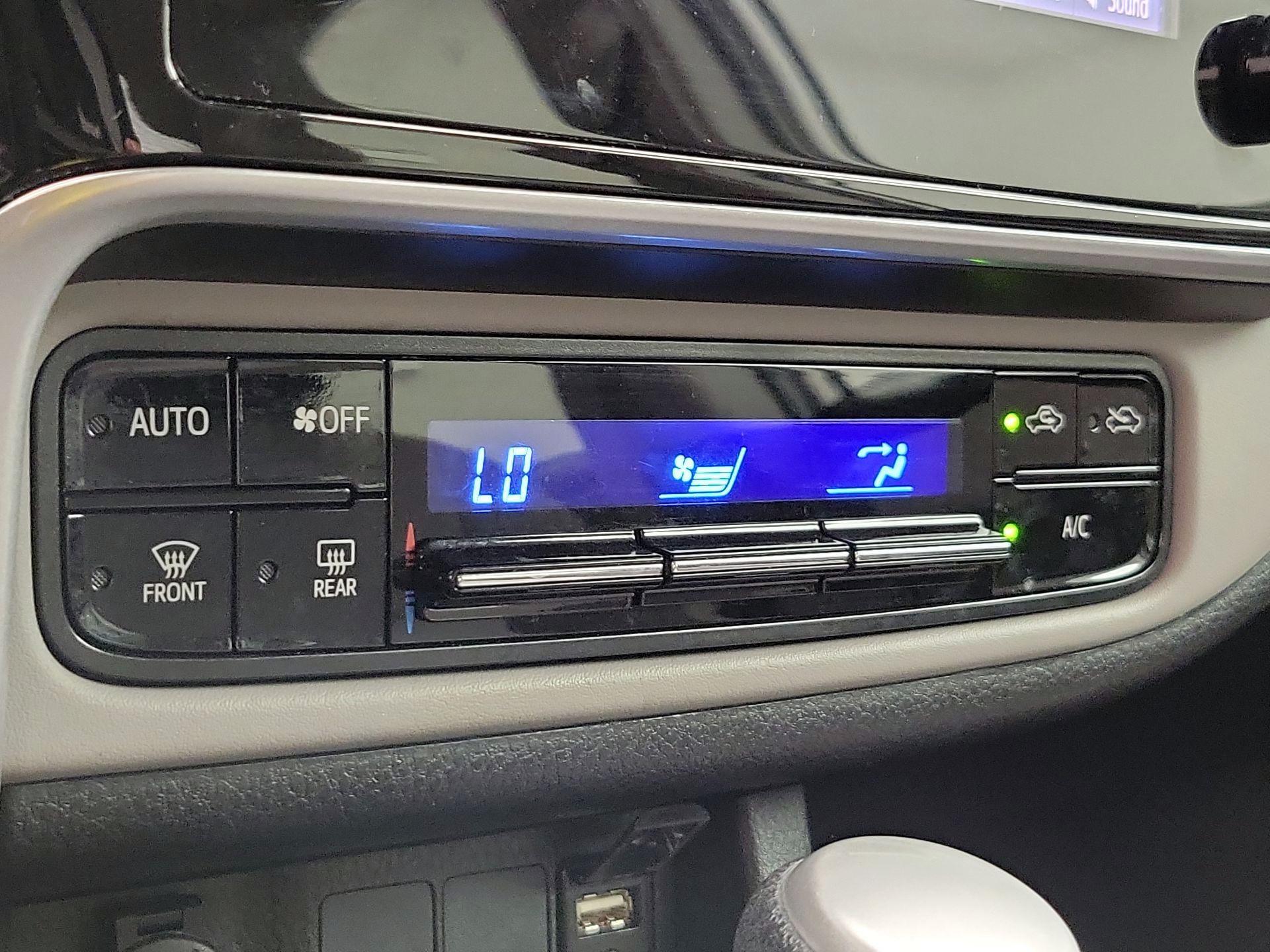 Thumbnail: 2019 Toyota Corolla - 16