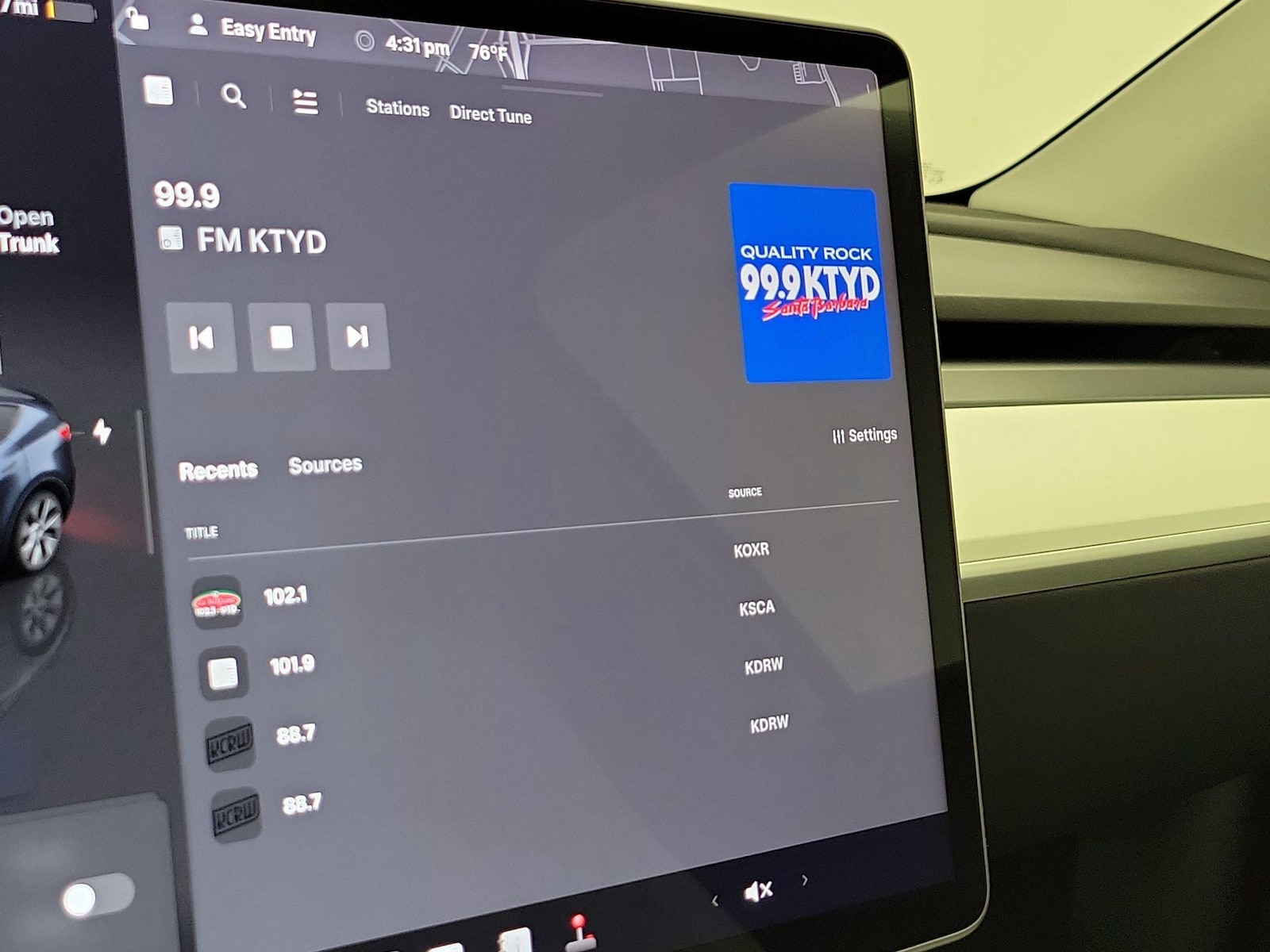 2024 Tesla Model Y Long Range - Photo 16