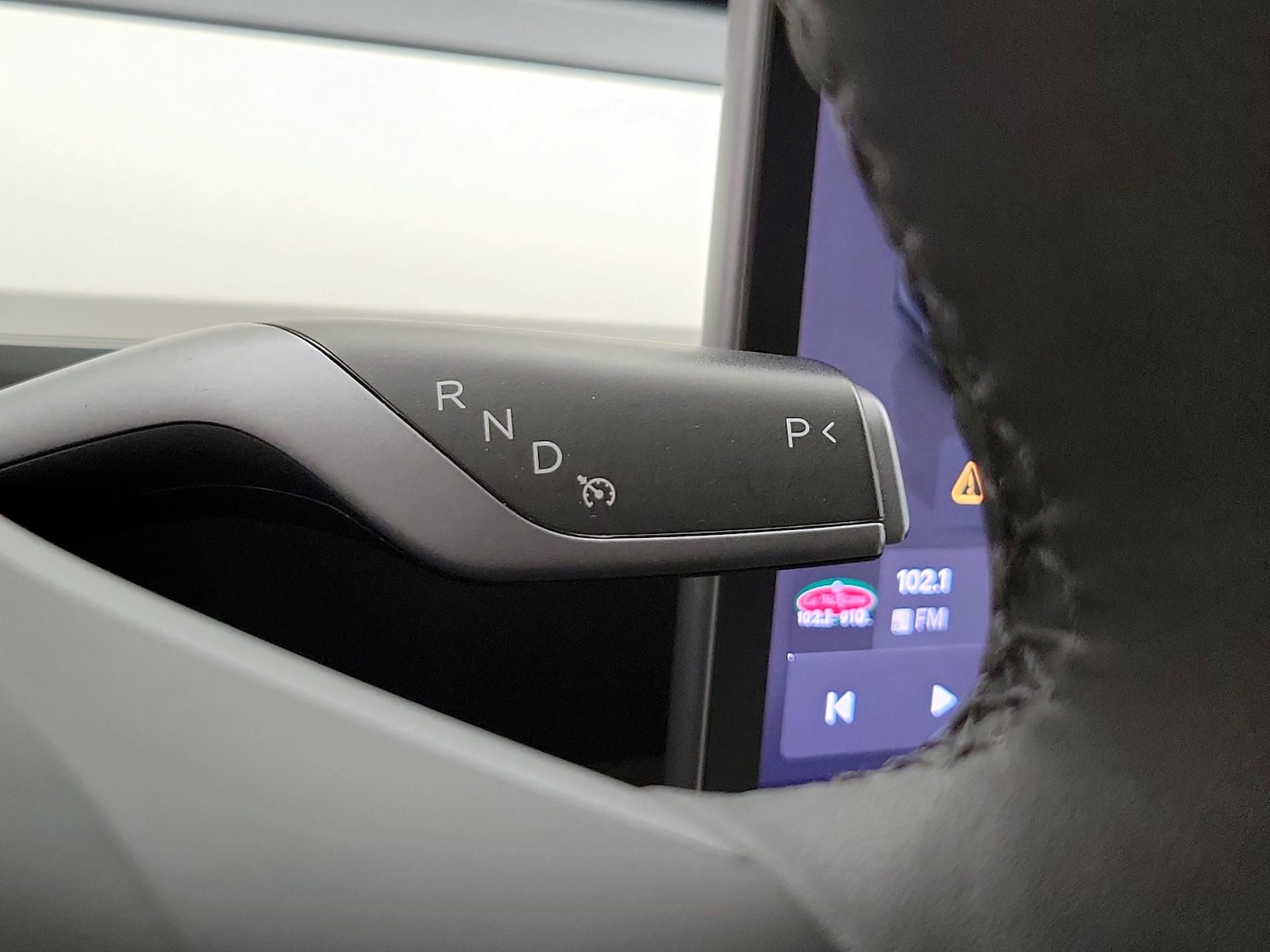 2024 Tesla Model Y Long Range - Photo 18