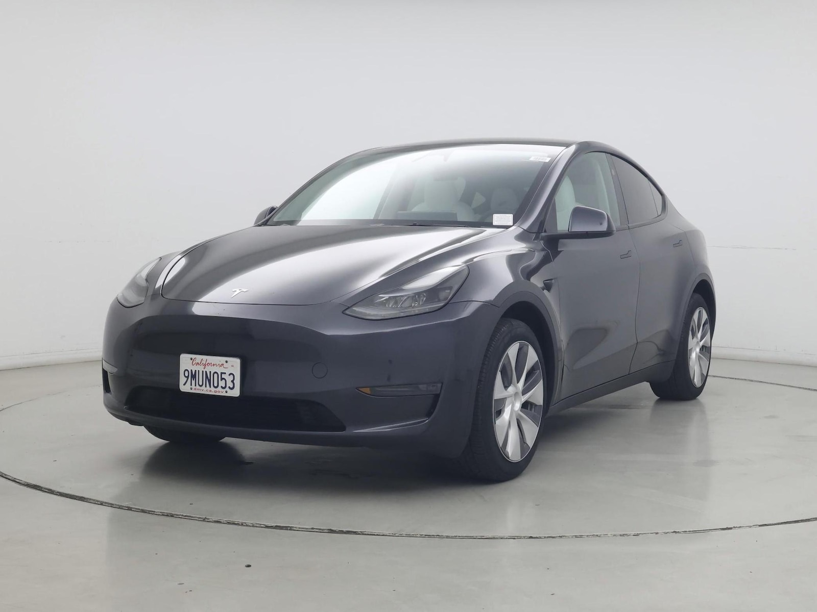 2024 Tesla Model Y Long Range - Photo 5