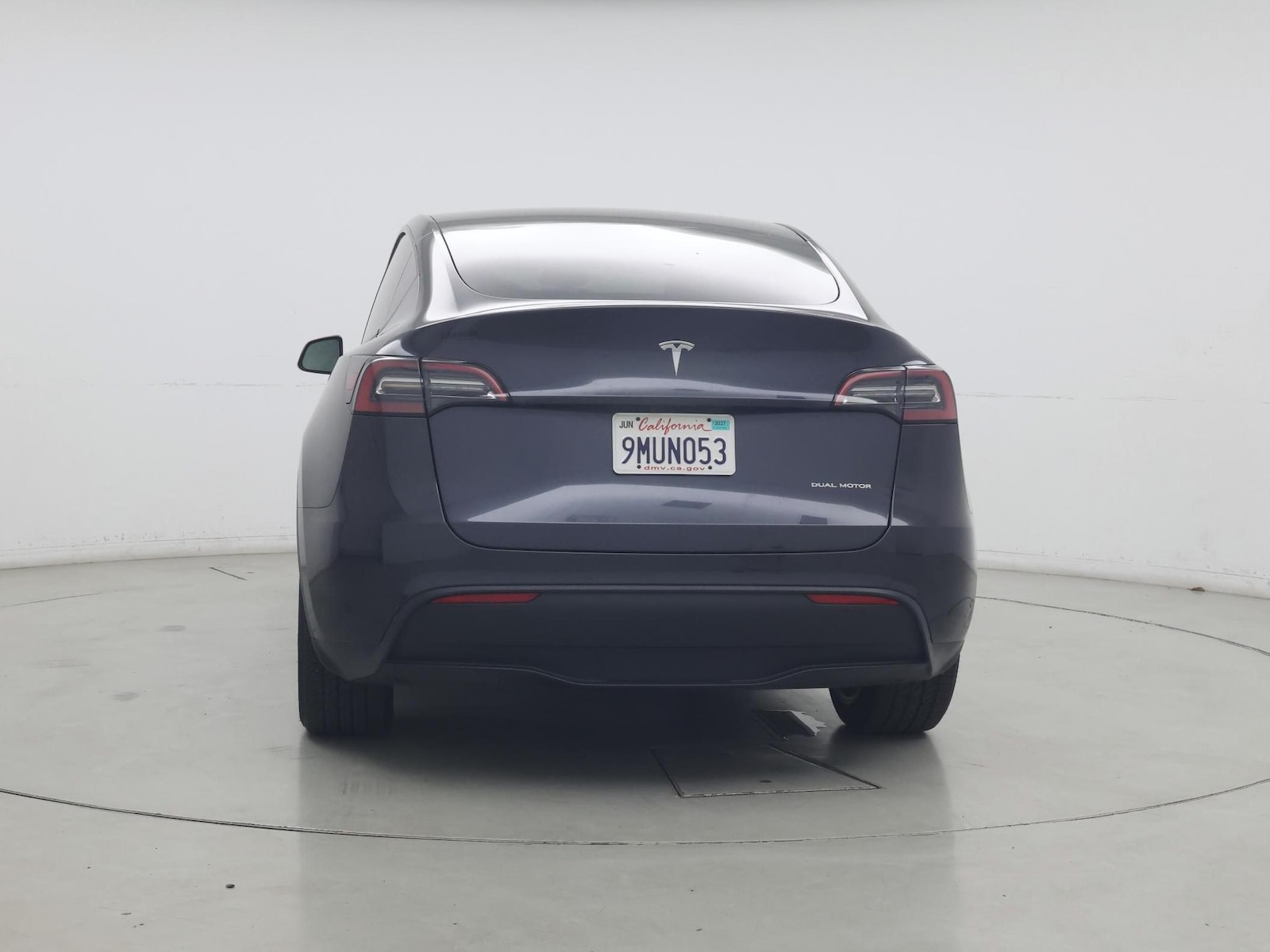 2024 Tesla Model Y Long Range - Photo 7