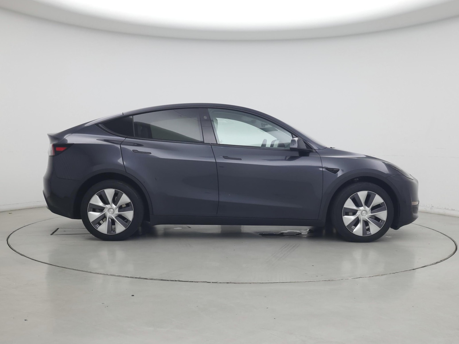 2024 Tesla Model Y Long Range - Photo 8