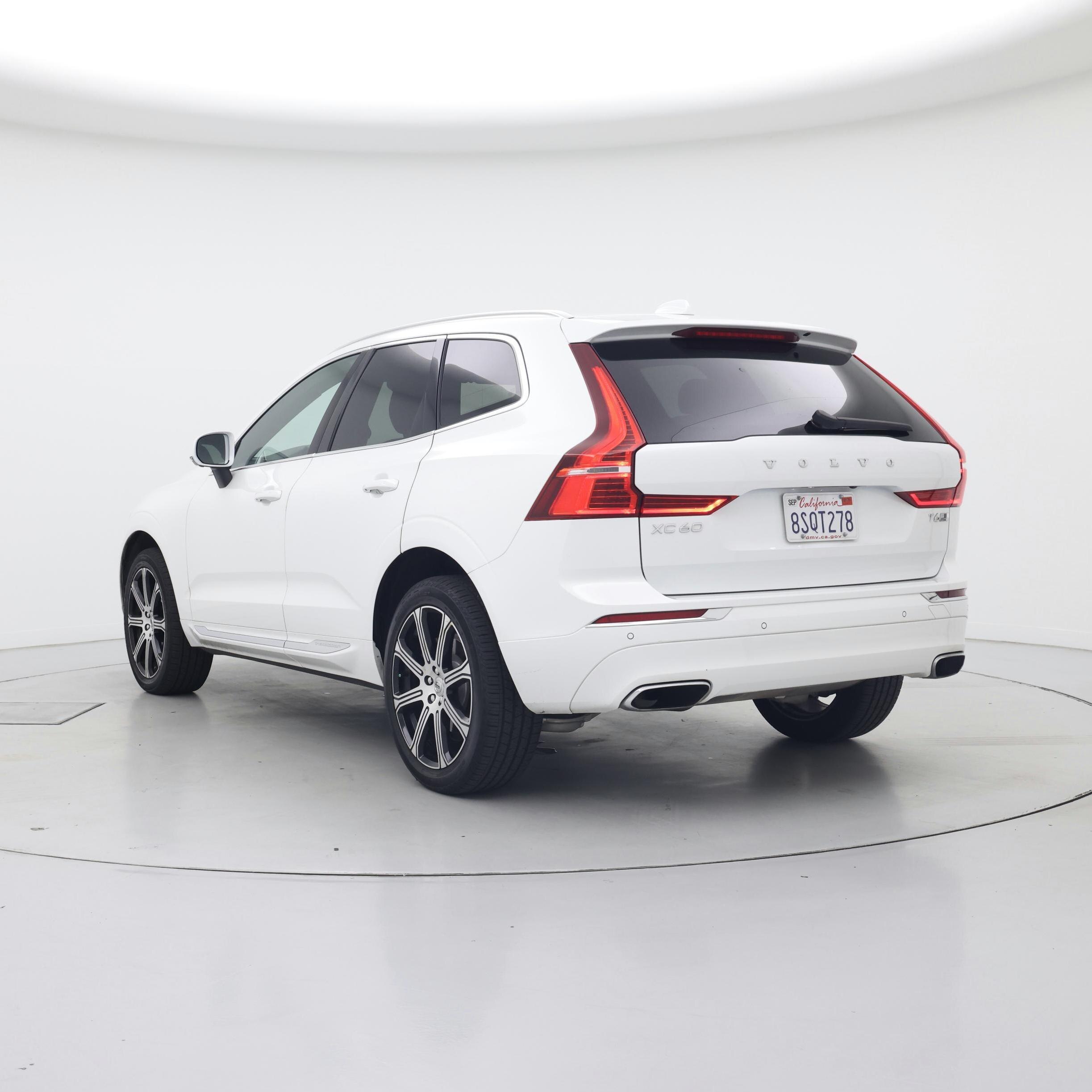 Thumbnail: 2020 Volvo XC60 - 2