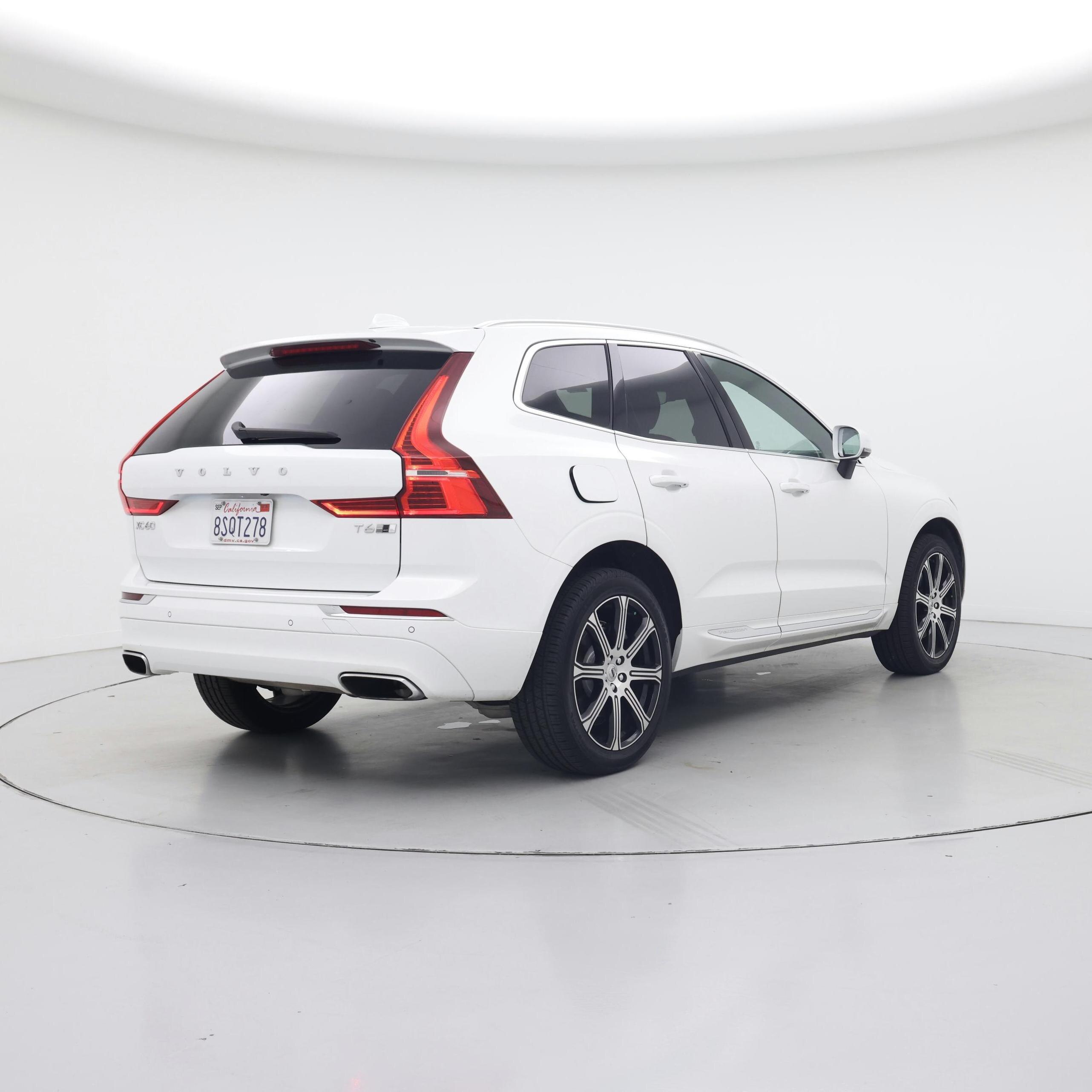 Thumbnail: 2020 Volvo XC60 - 8