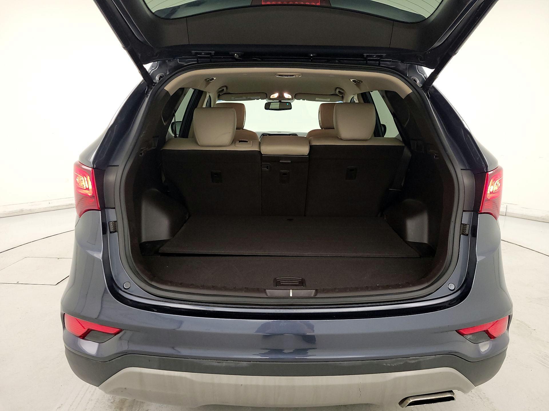 Thumbnail: 2017 Hyundai Santa Fe - 20