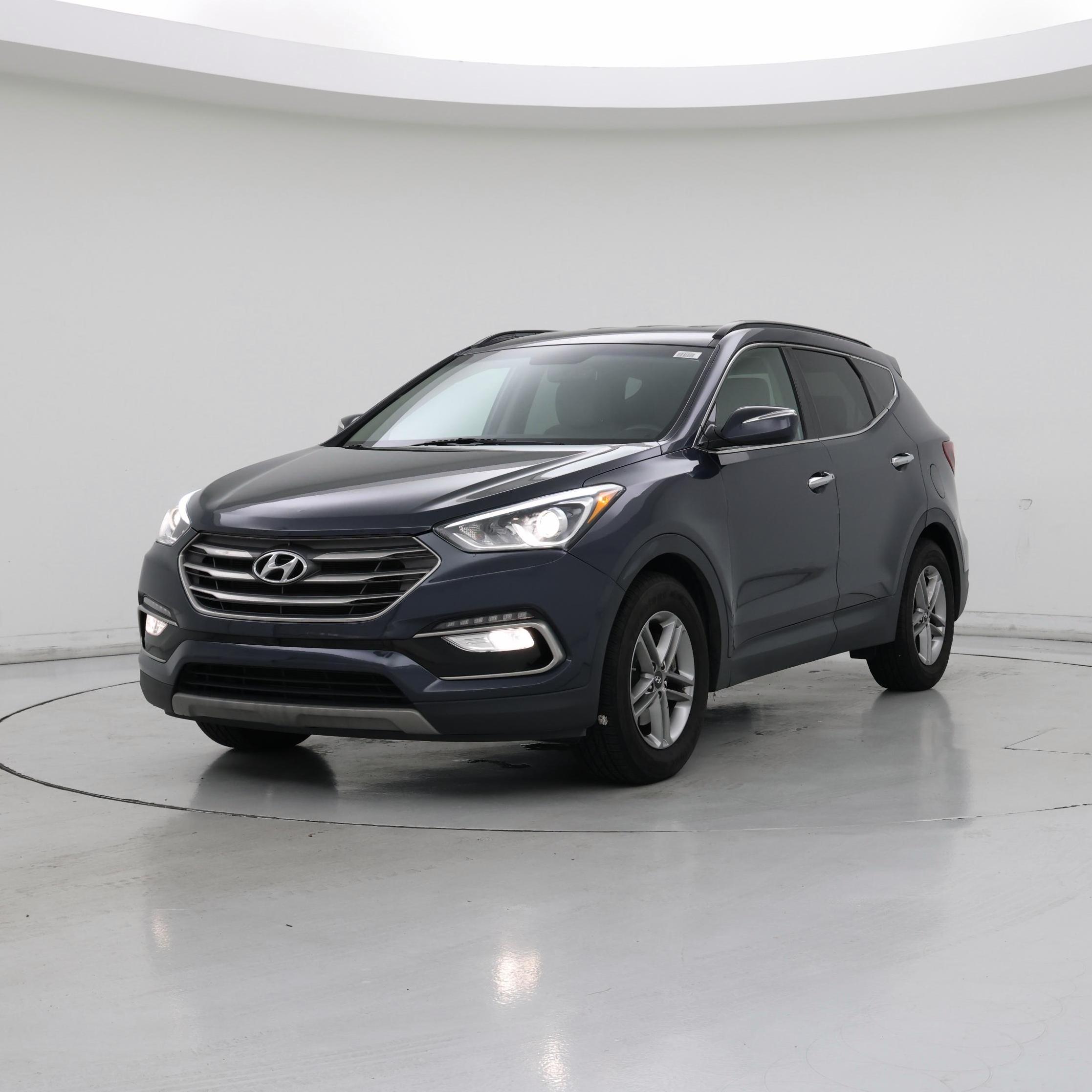 Thumbnail: 2017 Hyundai Santa Fe - 4