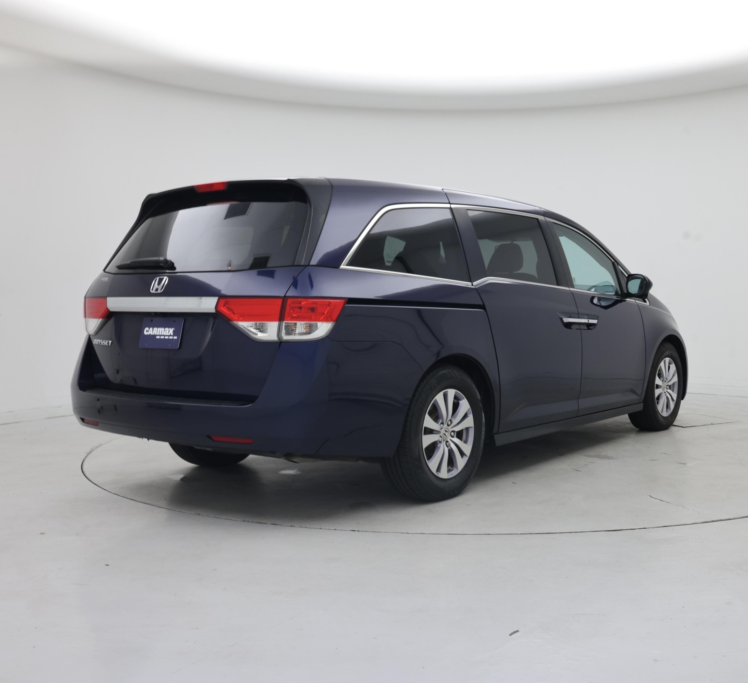 Thumbnail: 2016 Honda Odyssey - 8