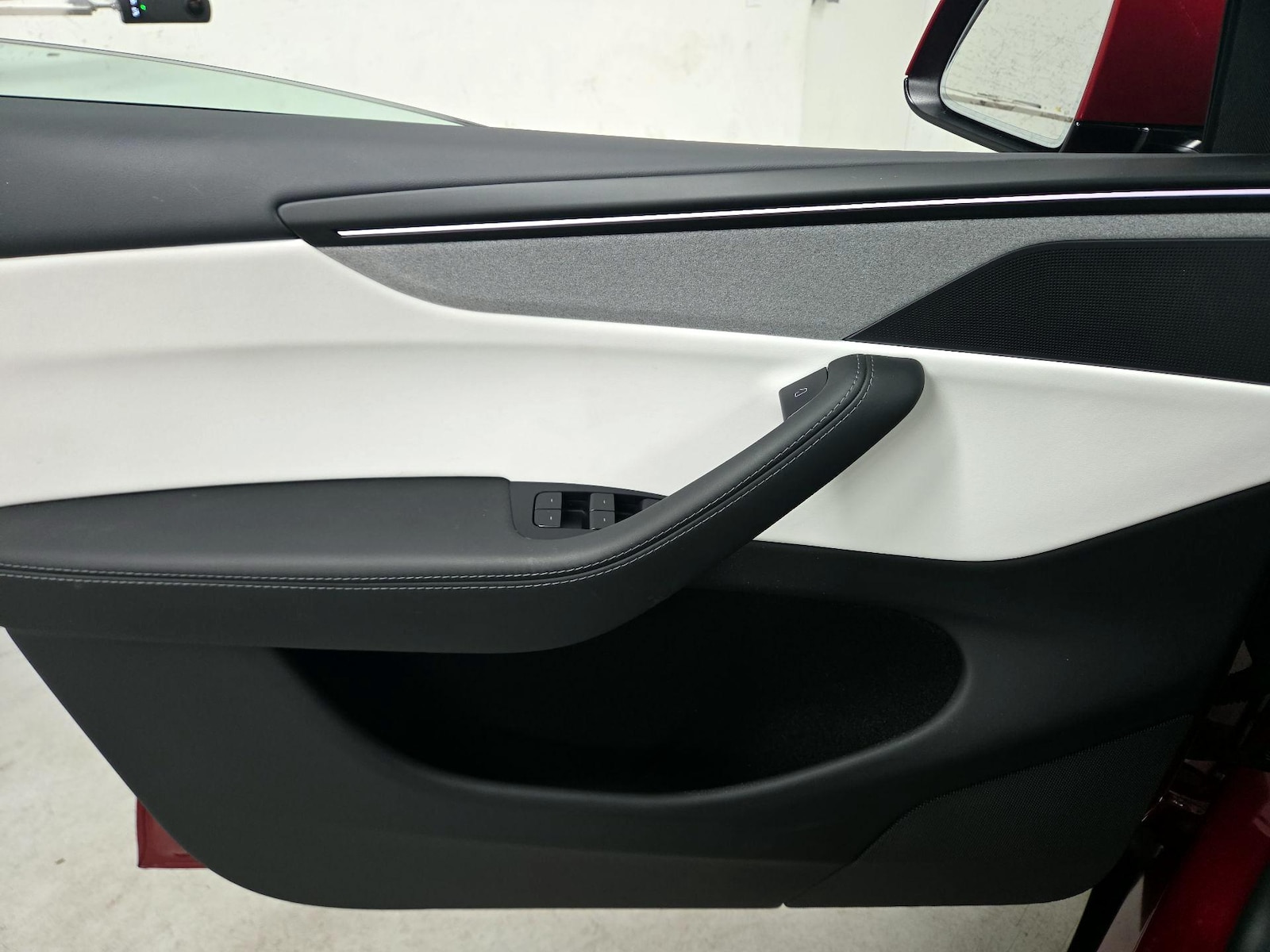 2026 Tesla Model Y Long Range - Photo 13