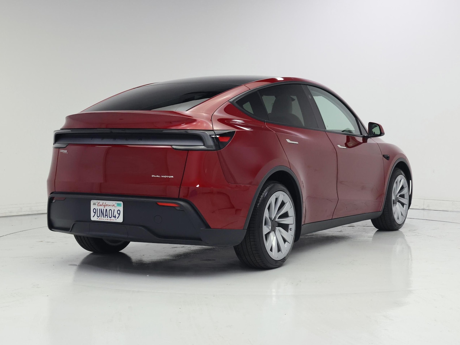 2026 Tesla Model Y Long Range - Photo 9