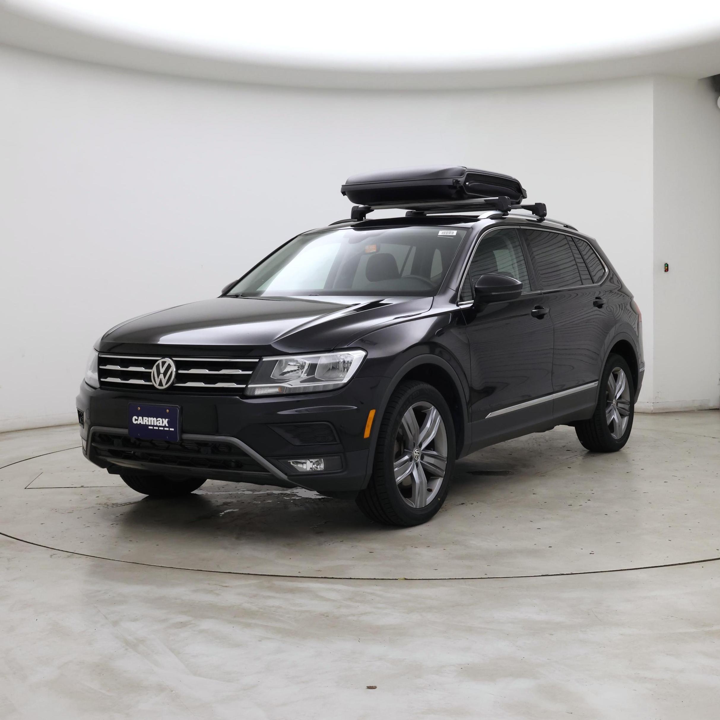 Thumbnail: 2020 Volkswagen Tiguan - 4