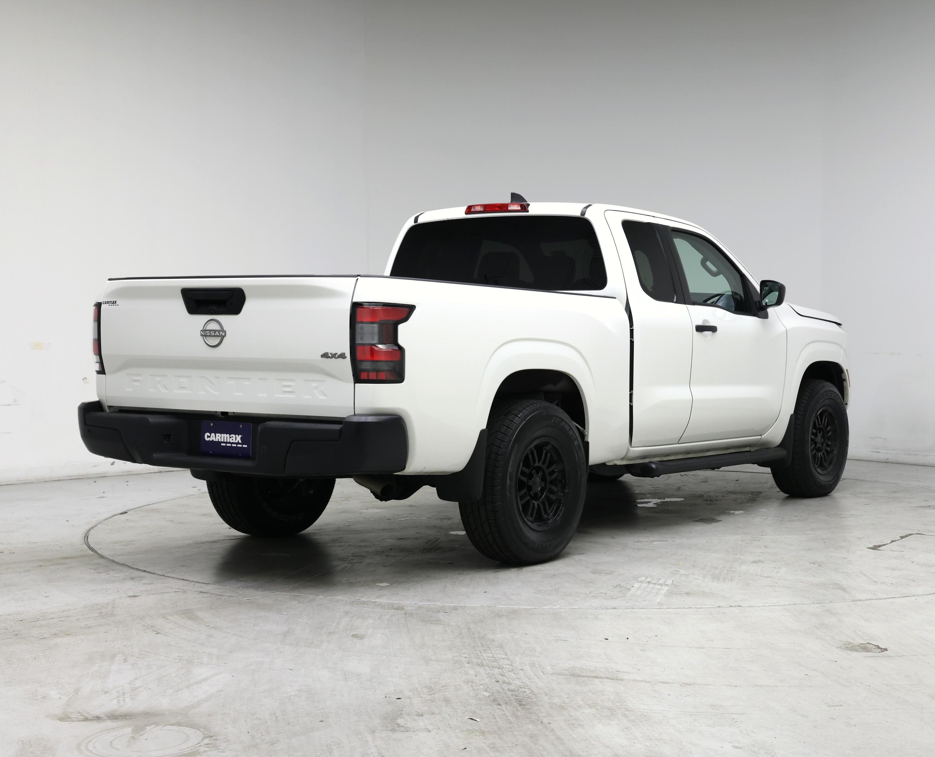 Thumbnail: 2022 Nissan Frontier - 8